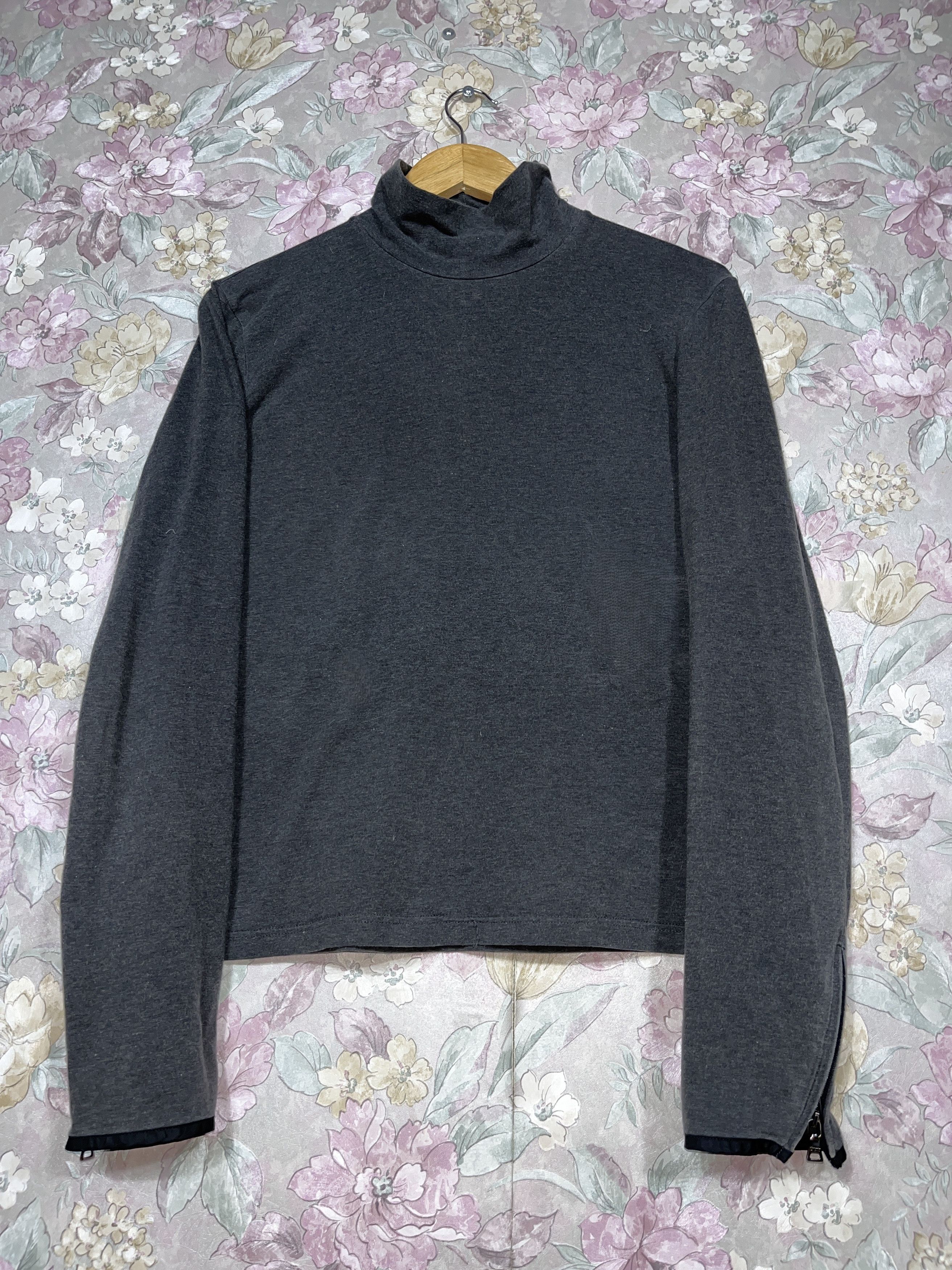 Prada Vintage Grey Prada Jumper Longsleeve Golf Sport Red Tab Size M / US 6-8 / IT 42-44 - 2 Thumbnail
