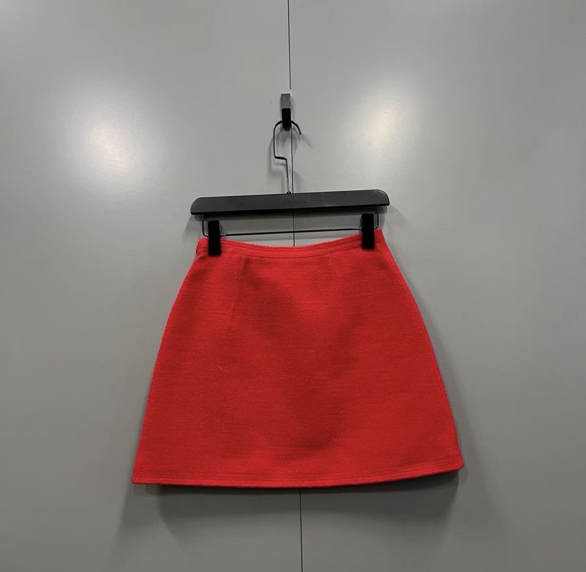 Miu Miu Miu Miu Red Fleece Mini Skirt with Pockets J41 Size 26" / US 2 / IT 38 - 2 Thumbnail