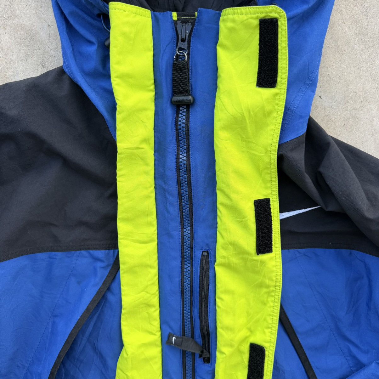 Nike ACG 90s Nike ACG Storm Fit waterproof Jacket Size US S / EU 44-46 / 1 - 10 Thumbnail