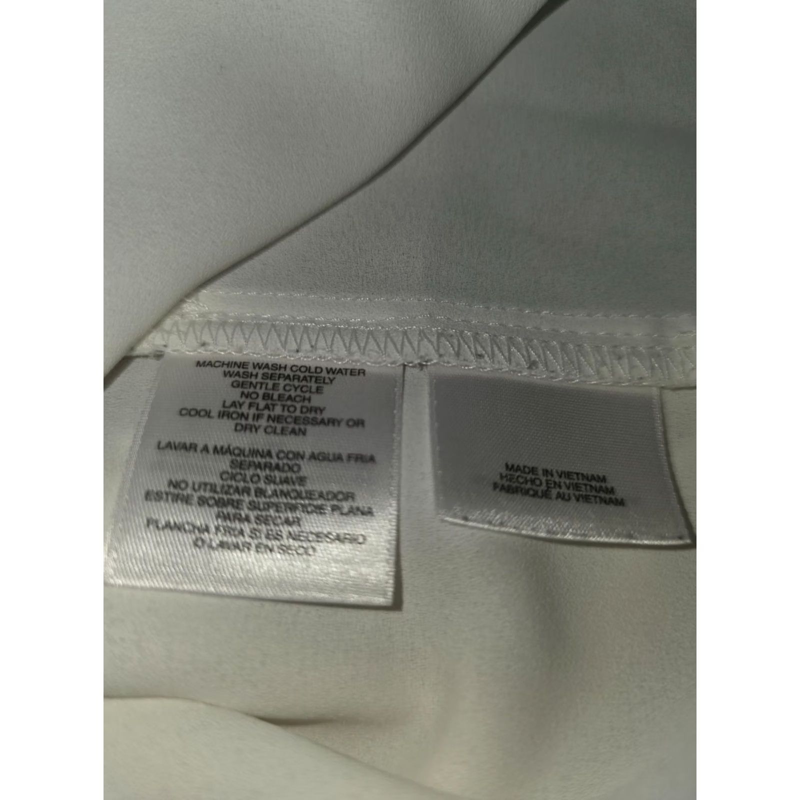 Nine West VINTAGE? No — Nine West Blouse Top Women L White Sleeveless V-Neck Pleated Polyester 100% Casual Party/Cocktail Shirt Women XS? Size L / US 10 / IT 46 - 7 Thumbnail