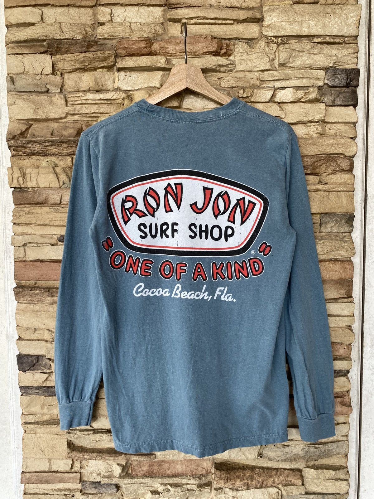 Vintage Ron Jon Surf Shop Long Sleeve Tshirt Size US S / EU 44-46 / 1 - 1 Thumbnail