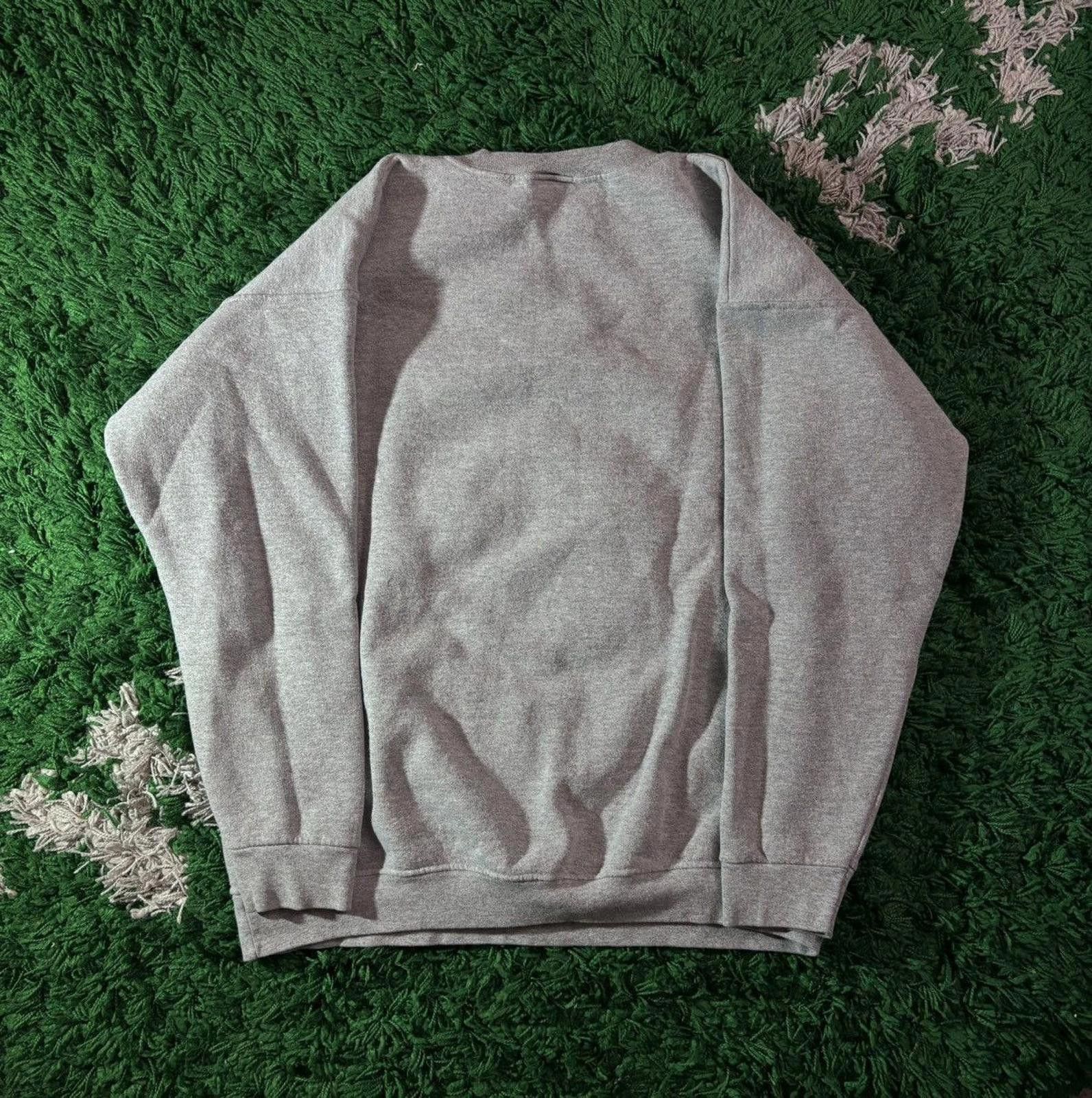 Hard Rock Cafe Vintage Hard Rock Cafe Christmas Crewneck Size US L / EU 52-54 / 3 - 4 Thumbnail