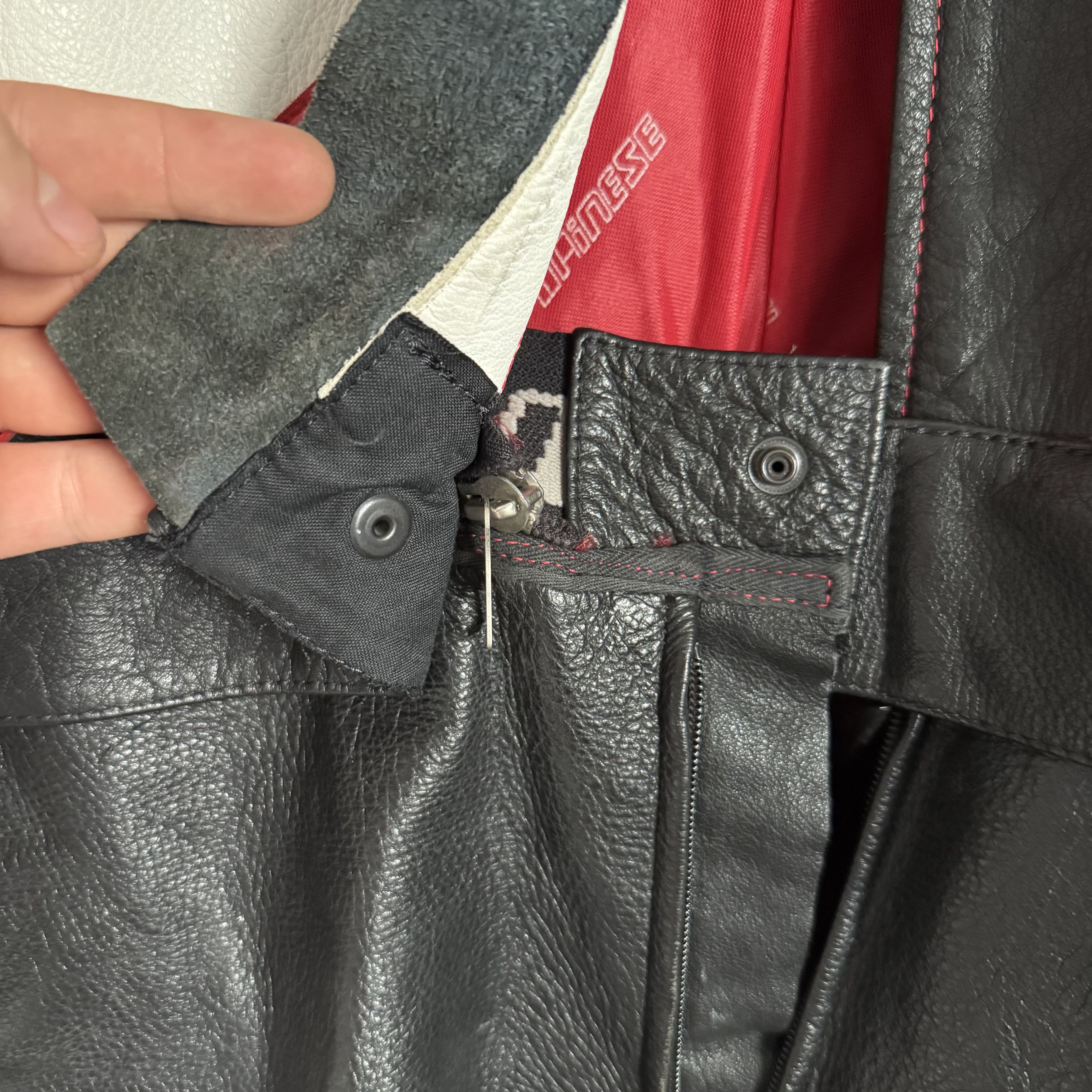 Dainese Vintage DAINESE Moto Suit – Jacket + Pants – Leather Logo Size 46R - 24 Thumbnail
