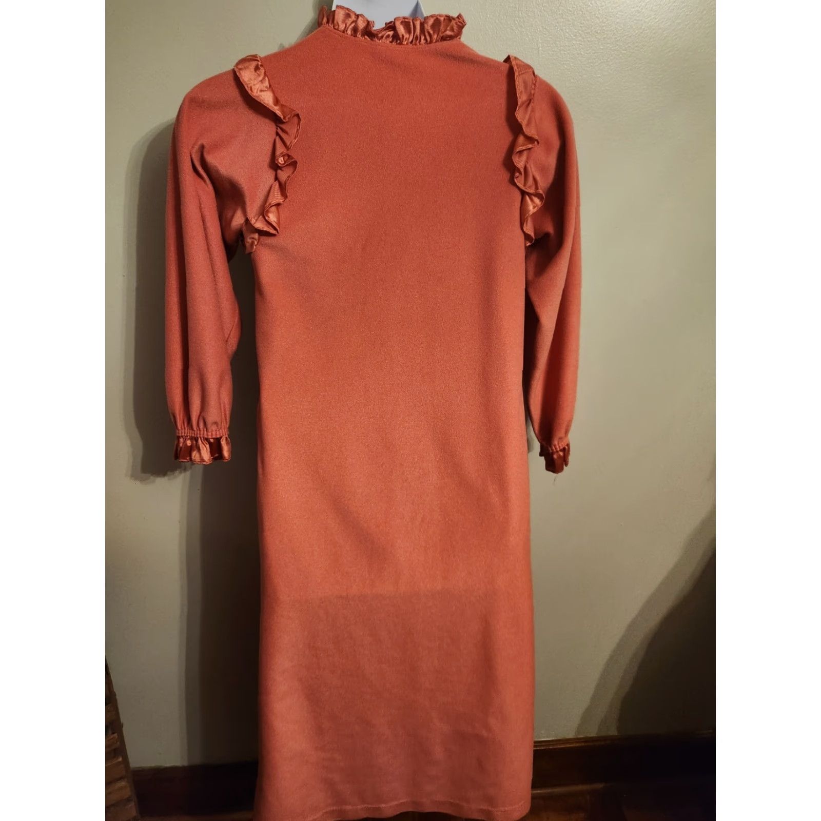 Vintage VINTAGE Donna Richard For Gilligan O'Malley Rose Pink Ruffle Robe Petite Size ONE SIZE - 3 Thumbnail