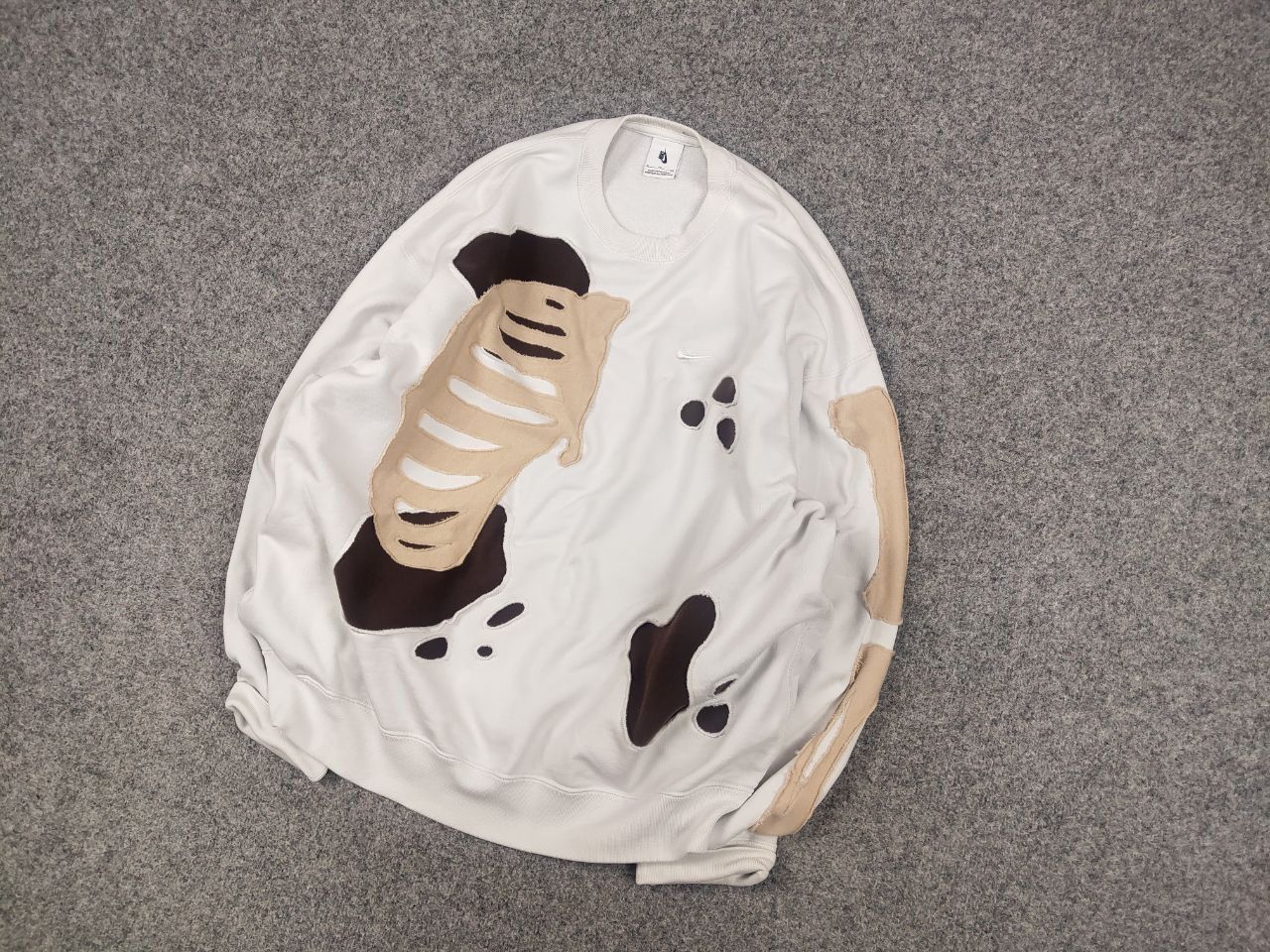 Nike Rare reworked nike skeleton Logo vintage Sweatshirt Y2K Size US XL / EU 56 / 4 - 3 Thumbnail