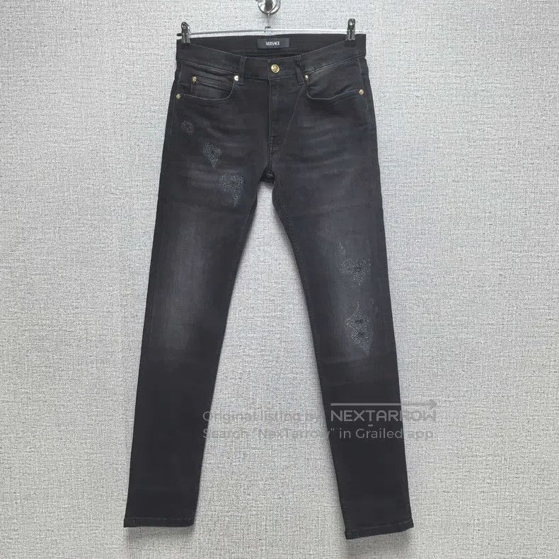 Versace Versace Classic Medusa embroidered jeans Size US 34 / EU 50 - 2 Thumbnail