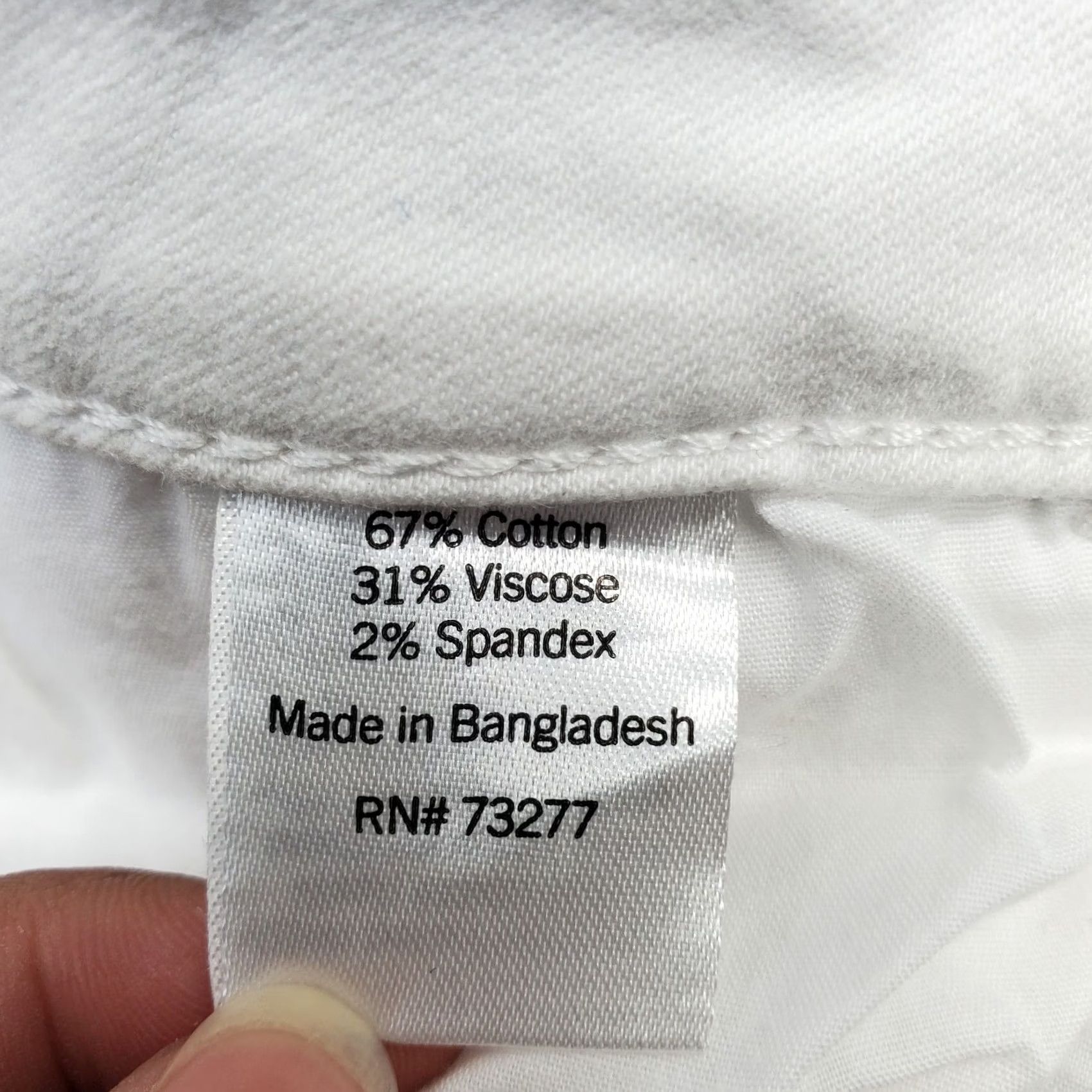 Denime SO Bermuda Shorts Womens Size 3 White Denim Light Wash Low Rise Outdoor Zip Fly Shirt Size 26" / US 2 / IT 38 - 7 Thumbnail