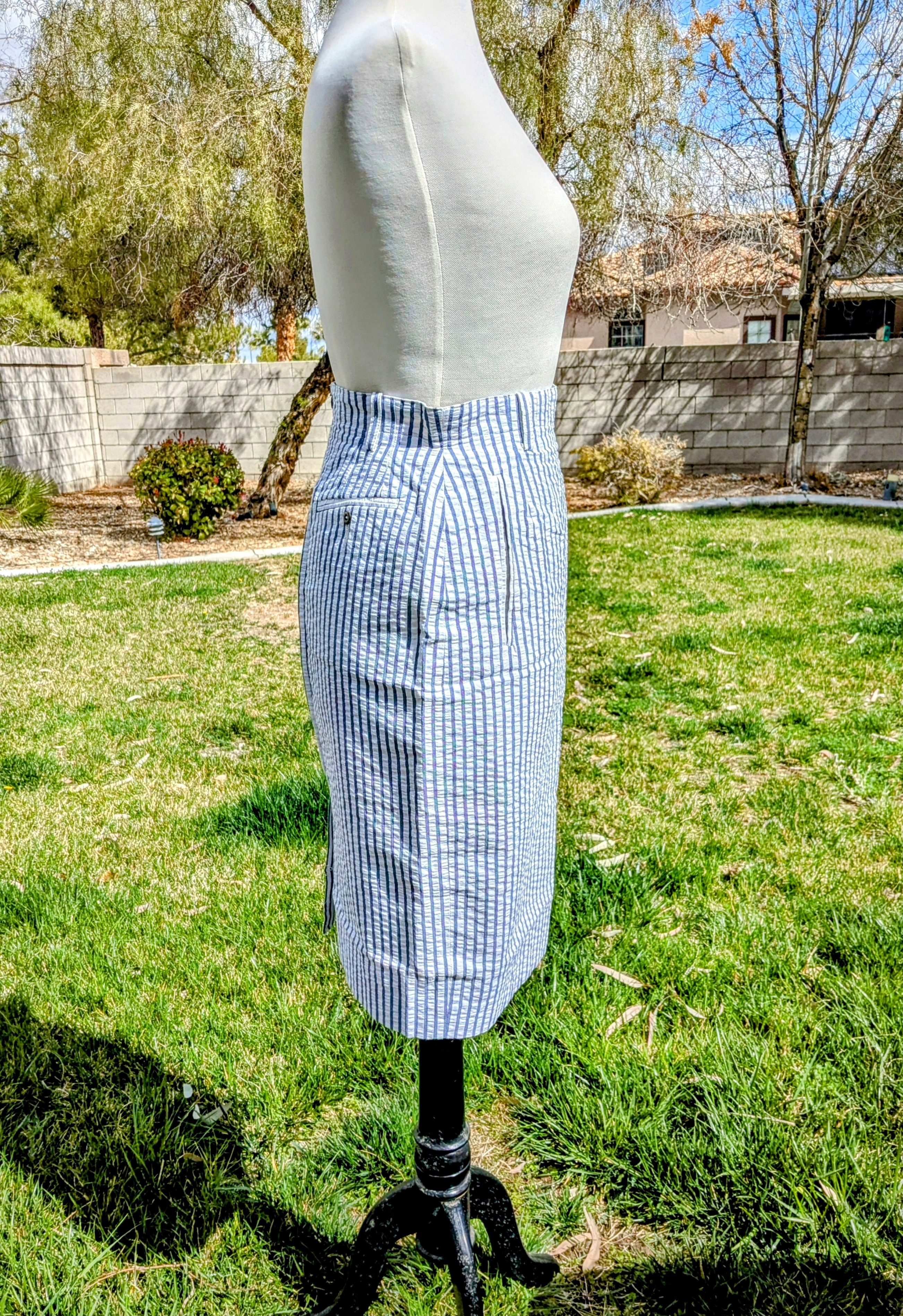Designer Liz Claiborne Seersucker High Waisted Maxi Zip Skirt Size 30" / US 8 / IT 44 - 4 Thumbnail