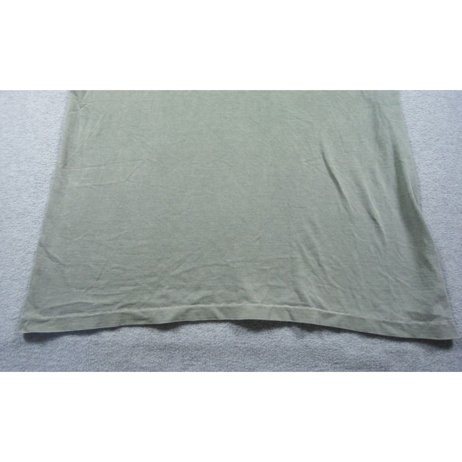 Banana Republic VINTAGE Banana Republic Mens XL Green Short Sleeve T-Shirt 90s Safari Shirt Mens XL Green 90s Banana Republic Shirt Size US XL / EU 56 / 4 - 3 Thumbnail