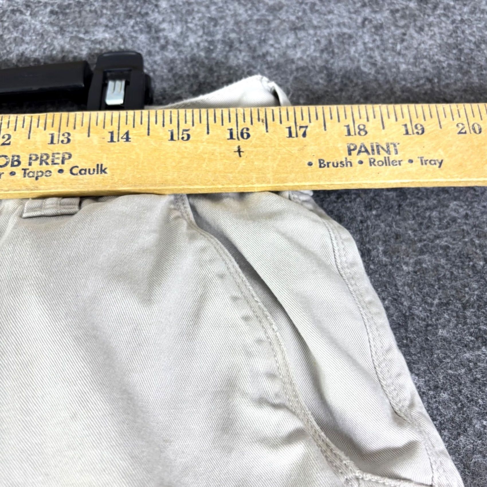 Billabong Billabong Thrash Men Khaki Chino Shorts Tan Cotton Size 33 Casual Skate Summer Size US 33 - 3 Thumbnail