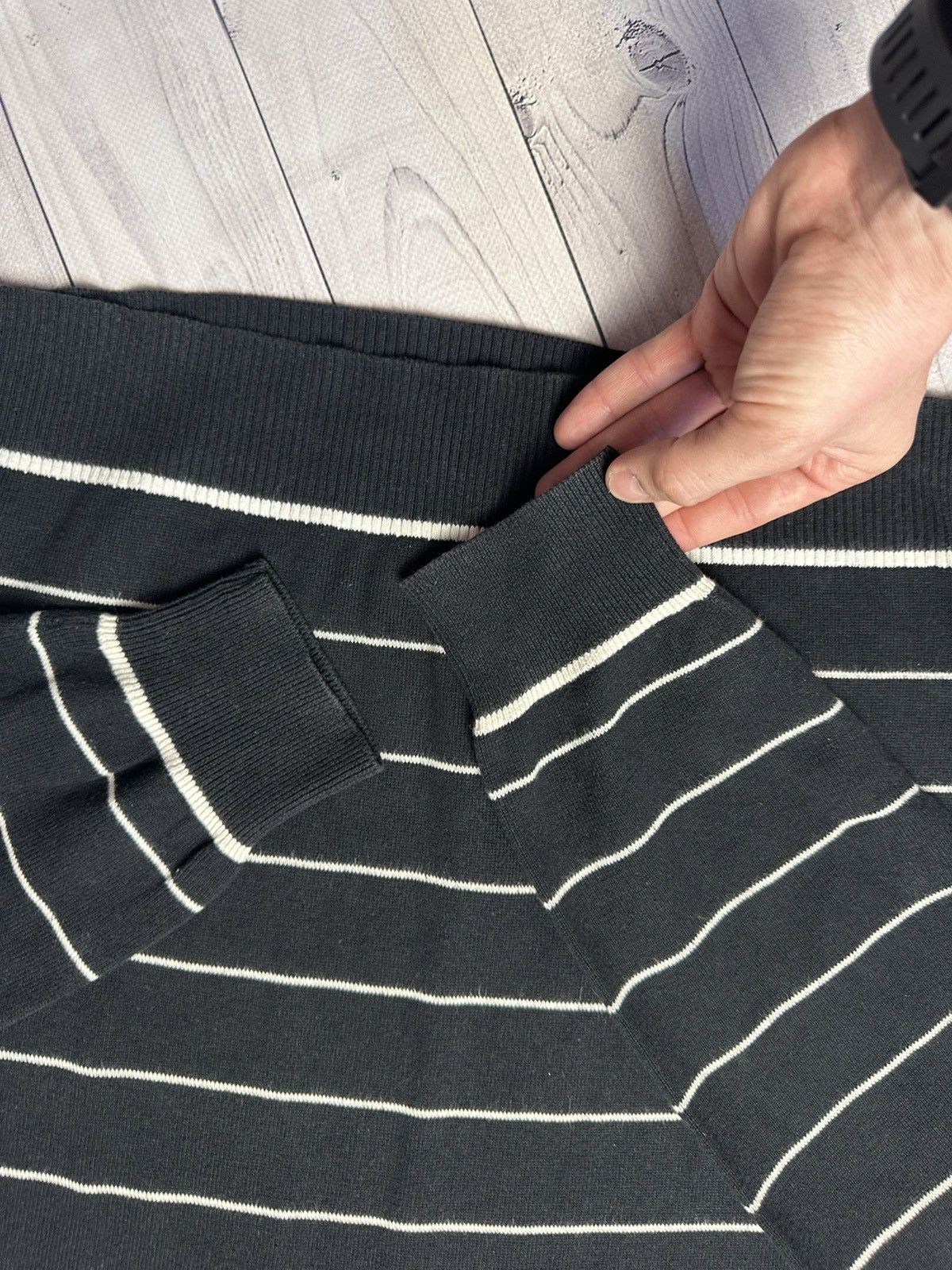 Nike × Vintage Vintage Nike sweater striped black size S rare logo Size US S / EU 44-46 / 1 - 5 Thumbnail