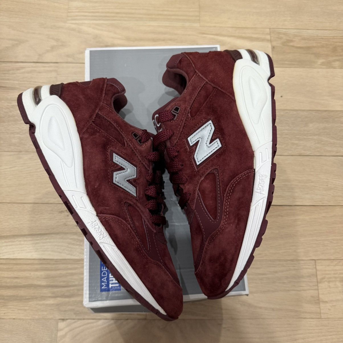 New Balance New balance 990 burgundy silver Size US 7.5 / EU 40-41 - 1 Thumbnail