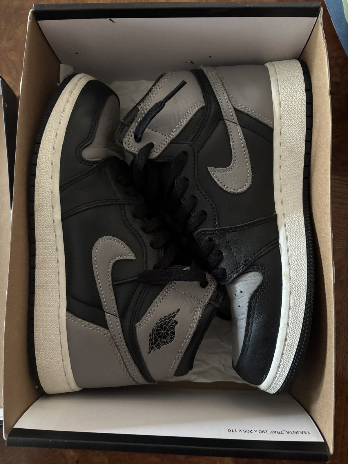 Jordan Brand Air Jordan 1 Retro High OG GS ‘Shadow' 2018 Size US 6.5 / EU 39-40 - 9 Thumbnail