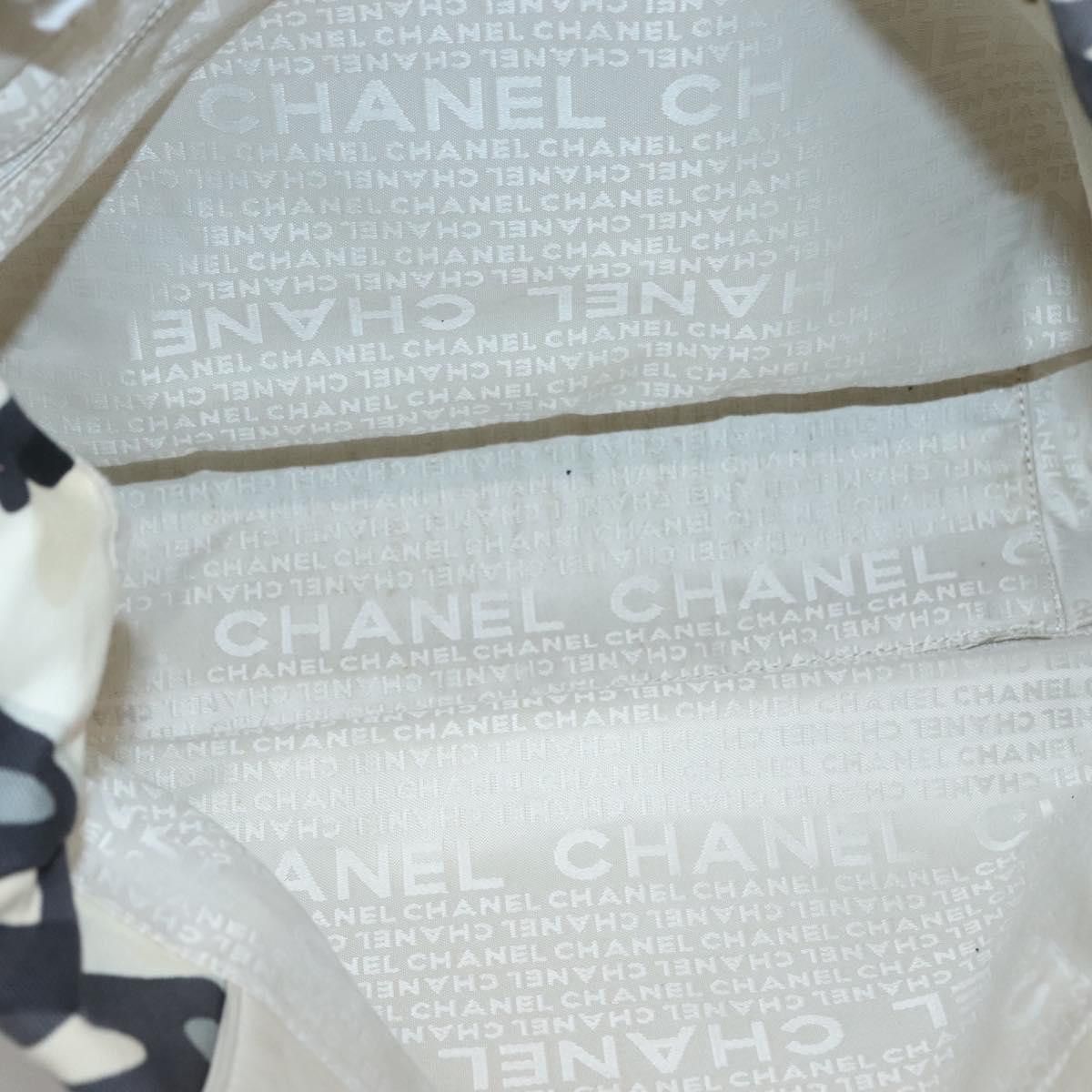 Chanel CHANEL Tote Bag Canvas White Silver CC Size ONE SIZE - 10 Thumbnail