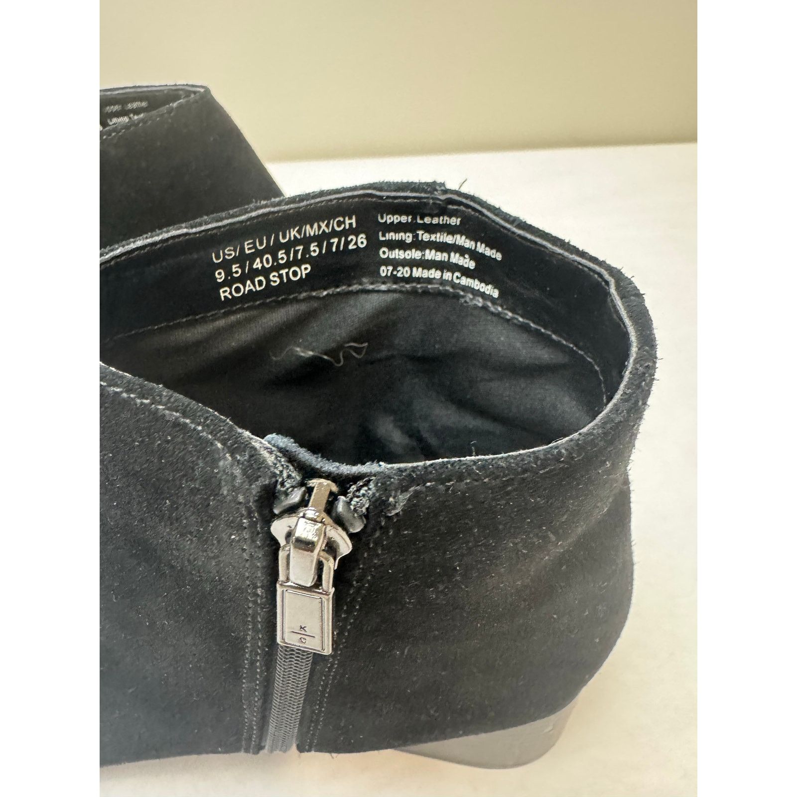 Kenneth Cole Kenneth Cole Reaction Ankle Boots Zipper Booties Women's 9.5 Size US 9.5 / IT 39.5 - 2 Thumbnail