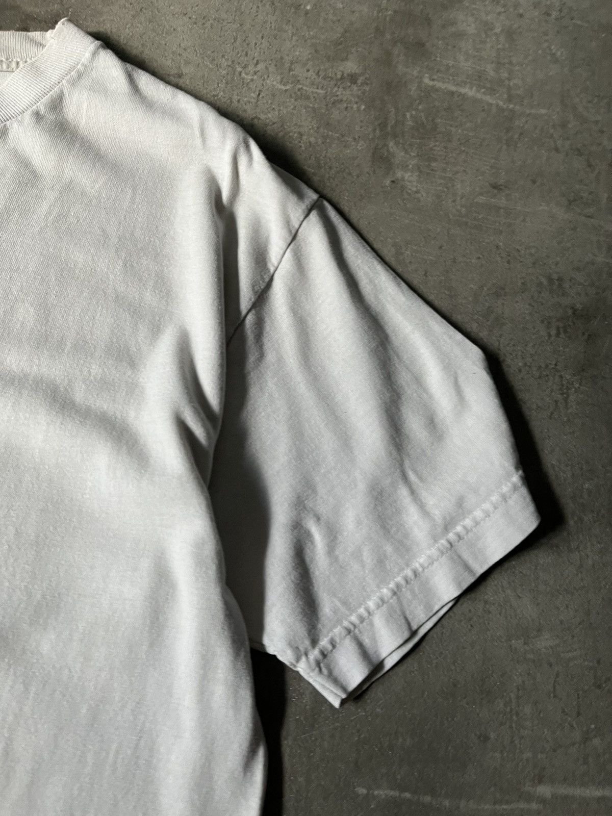 Hook-Ups Vintage Hook-Ups white T-shirt Size US M / EU 48-50 / 2 - 4 Thumbnail
