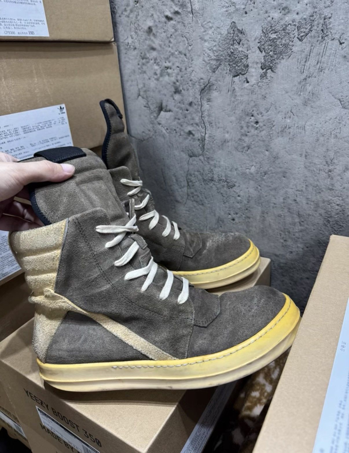 Rick Owens Rick Owens Main Line Milk Grey Suede Reverse Triangle K37 Size US 8 / EU 41 - 1 Thumbnail