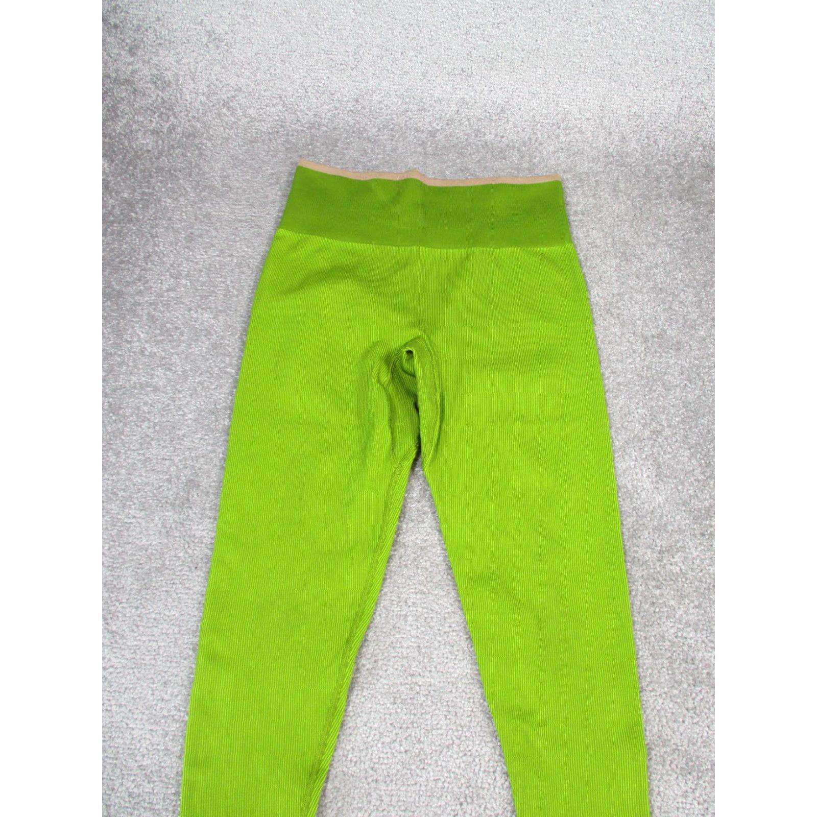 Outdoor Voices VINTAGE Outdoor Voices Leggings Women Medium Cropped Activewear Green Athleisure 90s Womens Size 32" / US 10 / IT 46 - 2 Thumbnail
