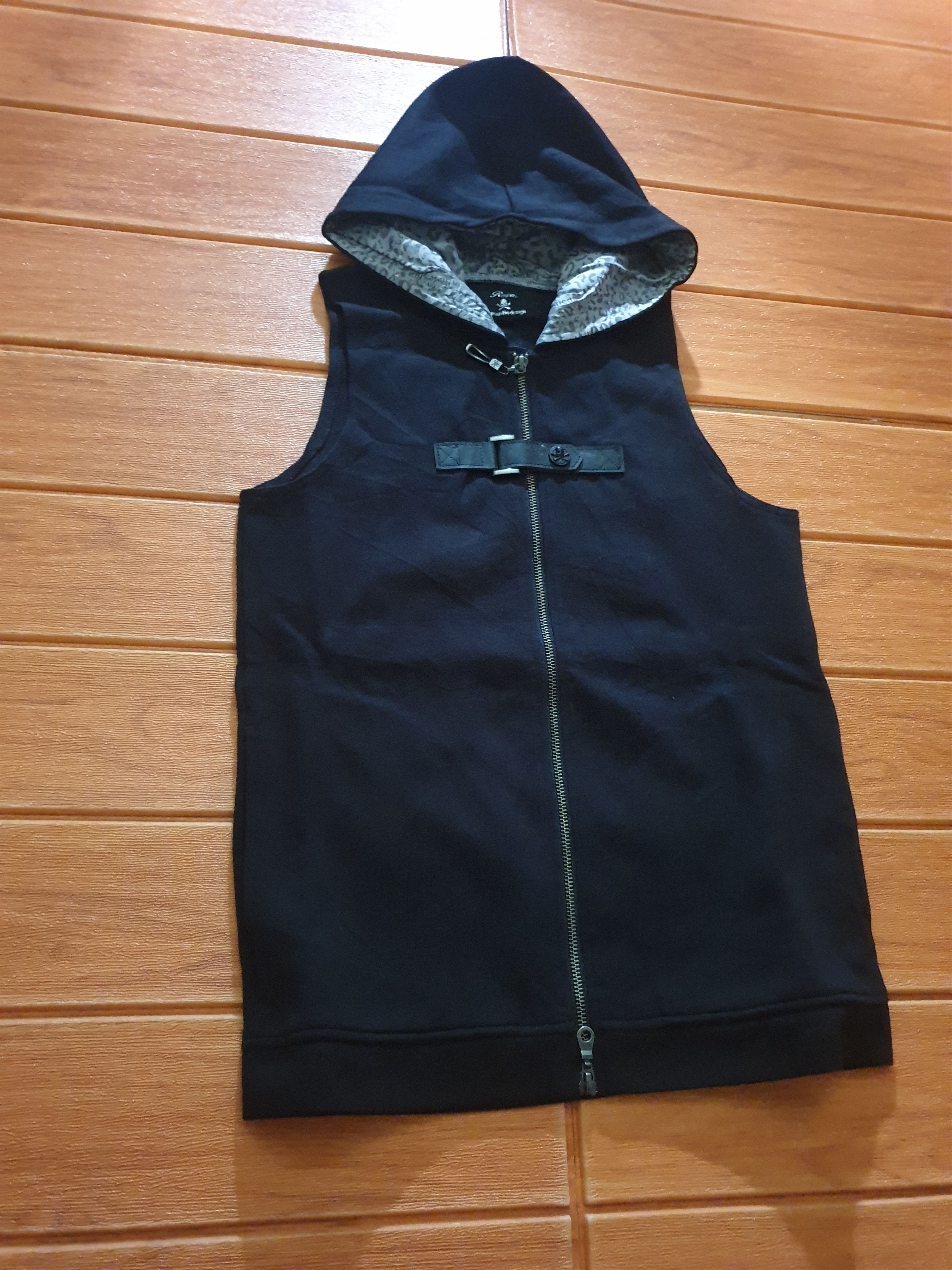 Roen 🔥Roen x Semantic design skull vest Size US M / EU 48-50 / 2 - 7 Thumbnail