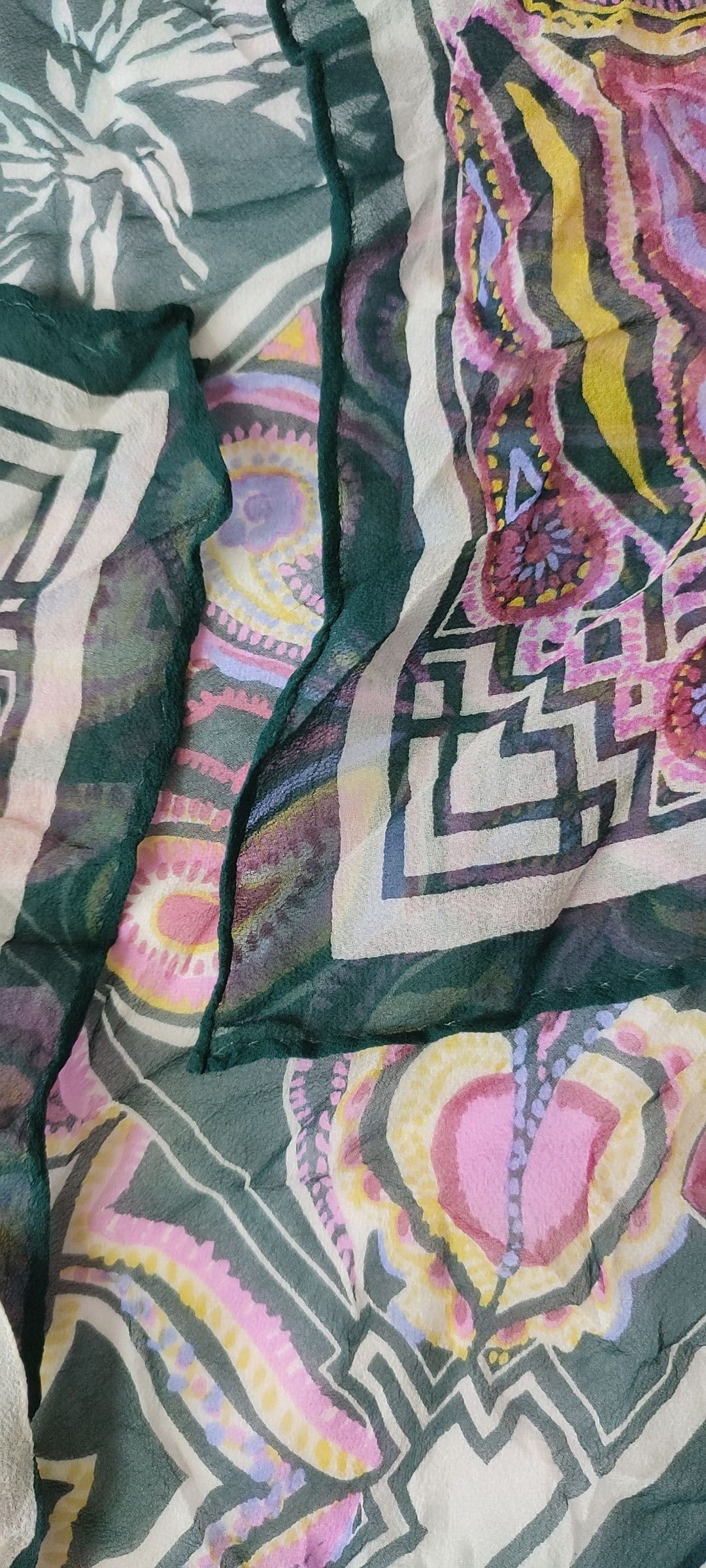 Jean-Louis Scherrer Jean-Louis Paris Silk Scarf Size ONE SIZE - 7 Thumbnail