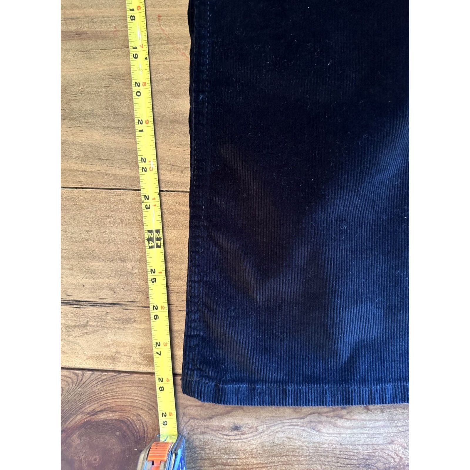 Eddie Bauer VINTAGE? Eddie Bauer Pants Women’s 14 Black Corduroy Straight Leg No Tag 17x28 Size 36" / US 14 / IT 50 - 6 Thumbnail