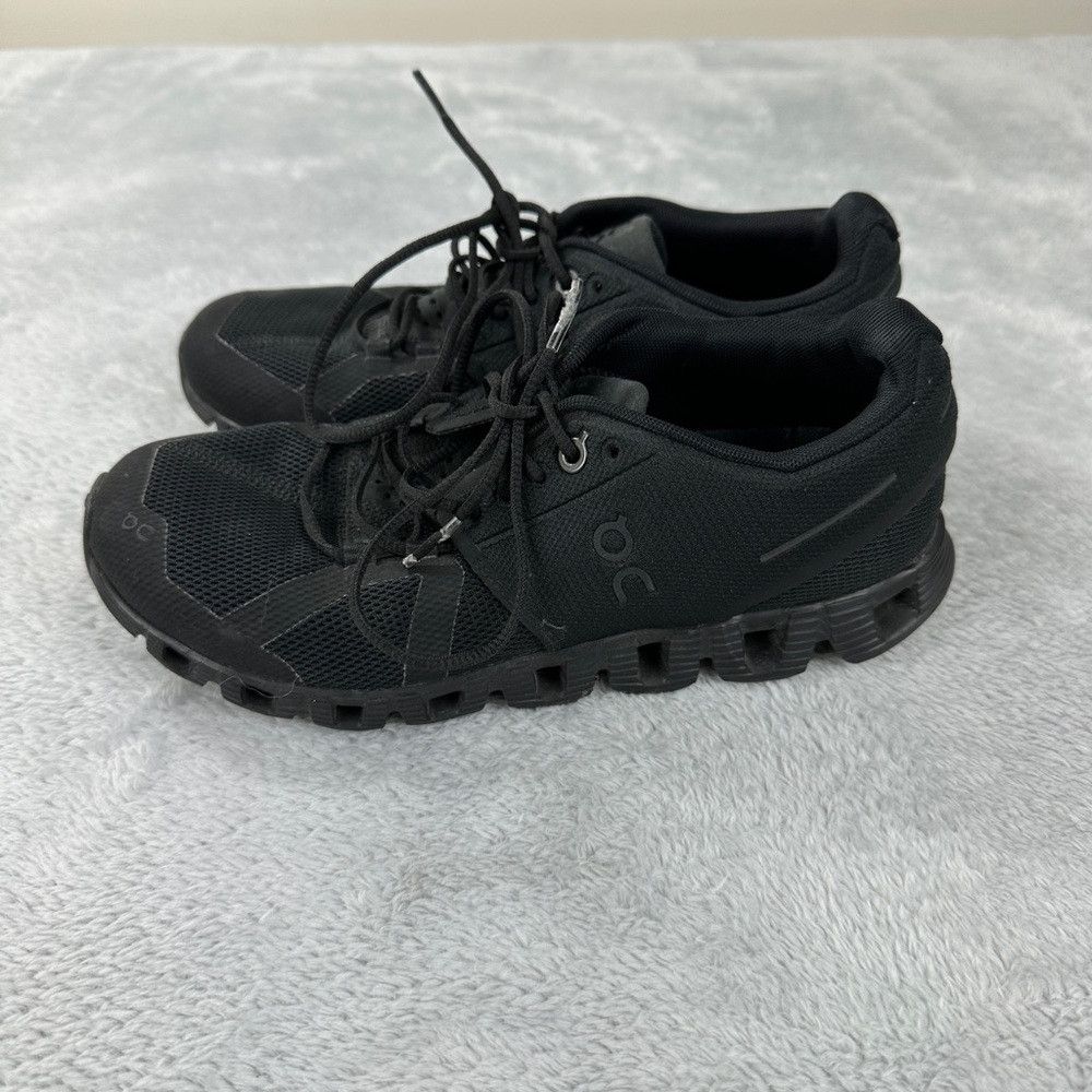 On On Cloud Shoes Black Sneakers Women’s Size 6 US Size US 6 / IT 36 - 2 Thumbnail