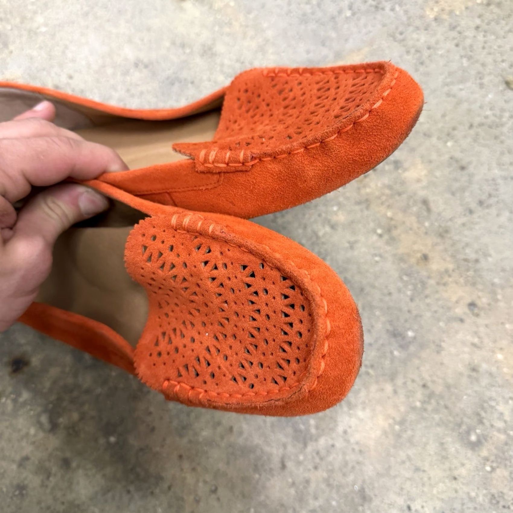 Ugg UGG Slip On Loafer Shoes Women’s Size 11 Orange Suede Flat Slip On Women Shoes Loafer SN1098271 Size US 10 / IT 40 - 5 Thumbnail