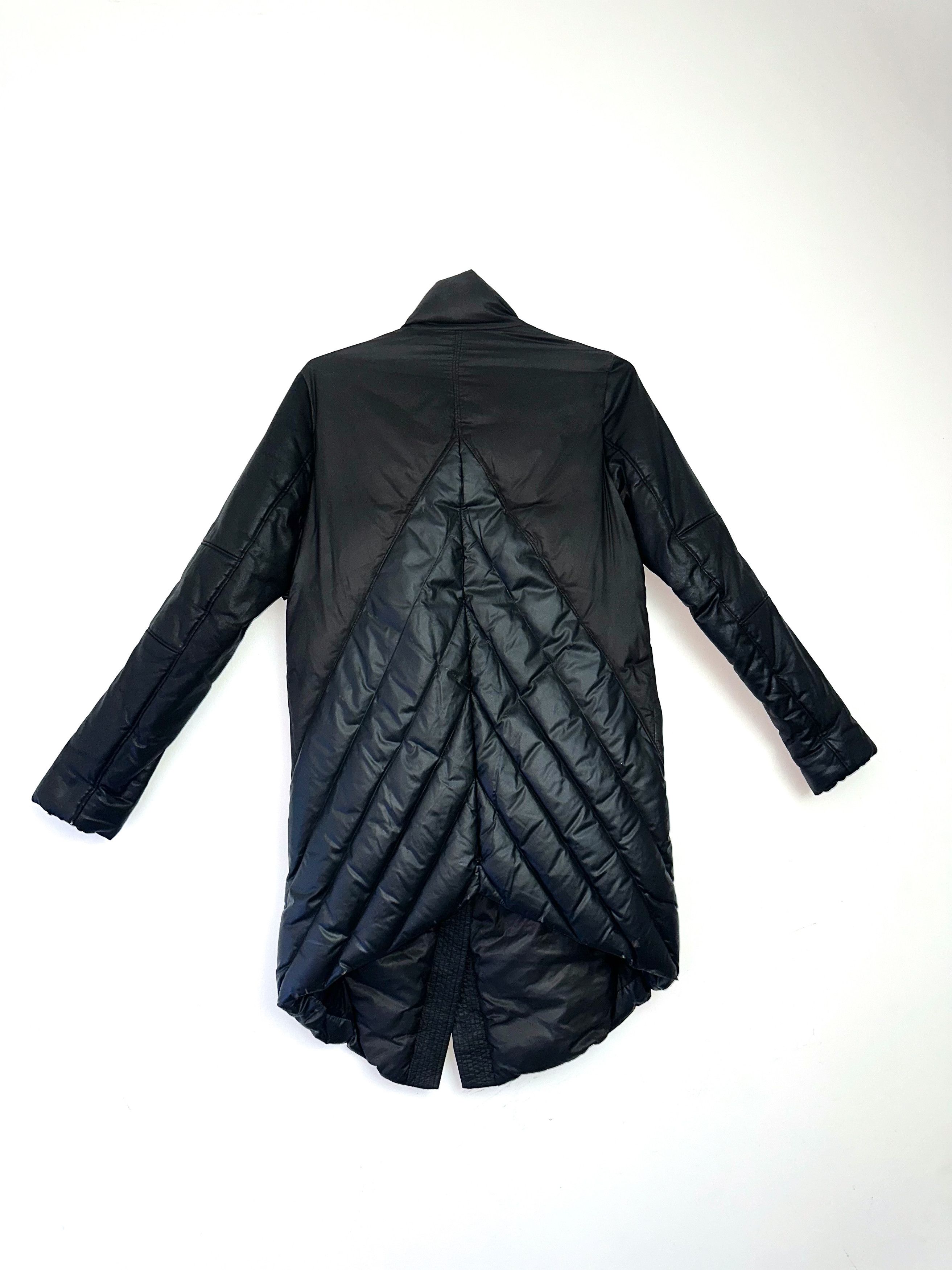 Helmut Lang VINTAGE HELMUT LANG BLACK PUFFER JACKET Size S / US 4 / IT 40 - 2 Thumbnail