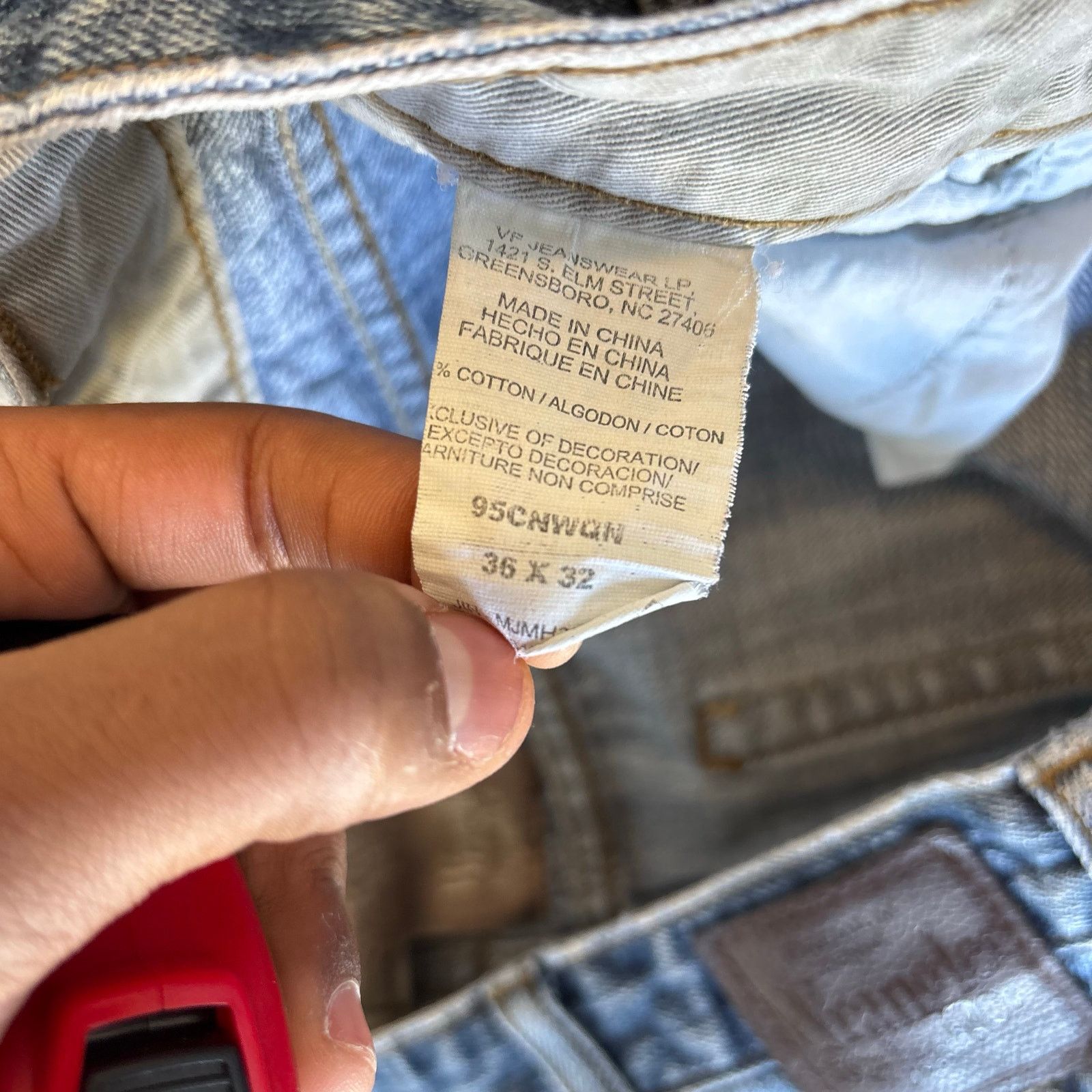Vintage y2k faded washed distressed denim jeans Size US 36 / EU 52 - 5 Thumbnail