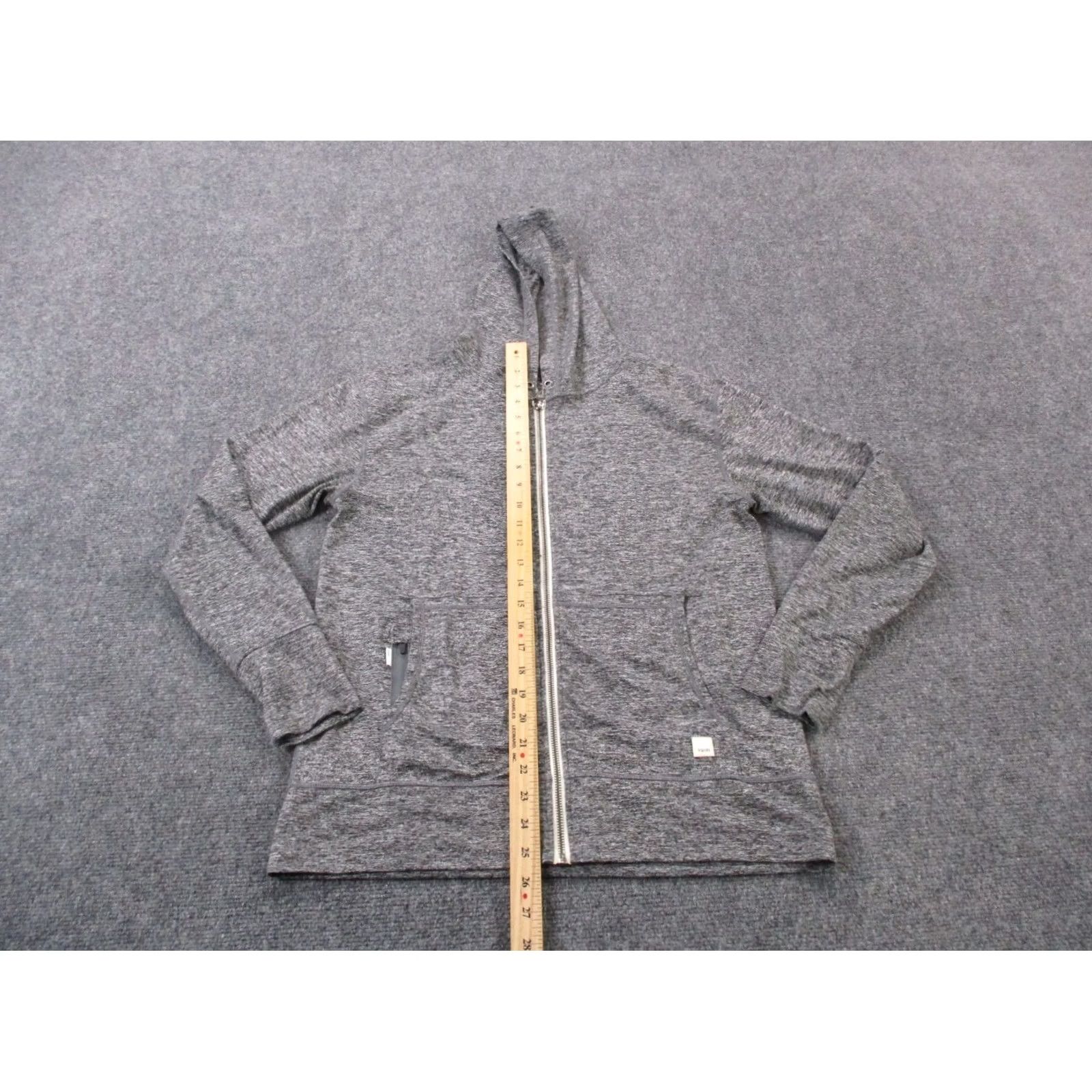 Vuori Vuori Jacket Women M Gray Performance Lightweight Outdoors Track Gym Run Jacket Size M / US 6-8 / IT 42-44 - 3 Thumbnail