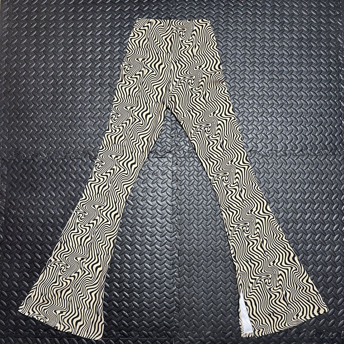 PrettyLittleThing Pretty Little Thing Flare Pants Swirl Wide Leg Slit Size 2 Size 26" / US 2 / IT 38 - 11 Thumbnail
