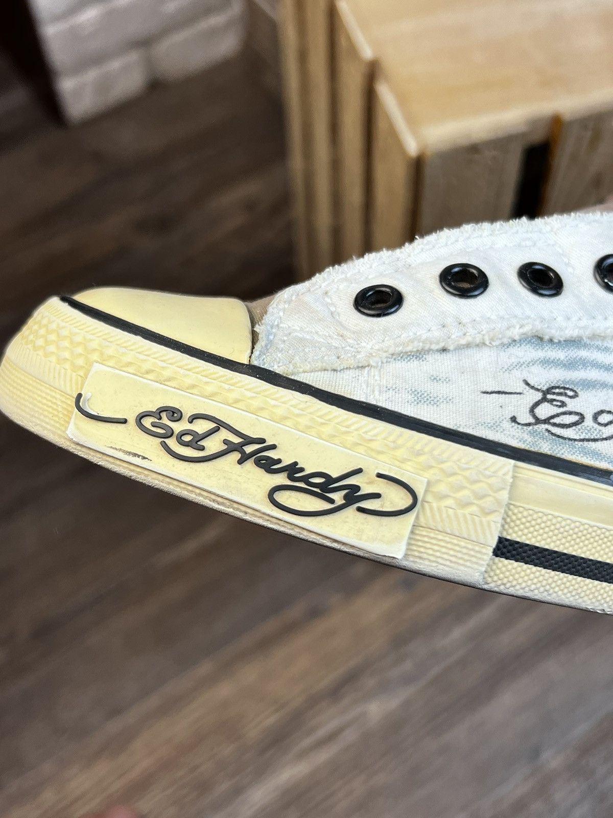 Christian Audigier × Ed Hardy × Vintage Ed Hardy Vintage Skulls Woman’s Beige Shoes Size US 8 / IT 38 - 8 Thumbnail
