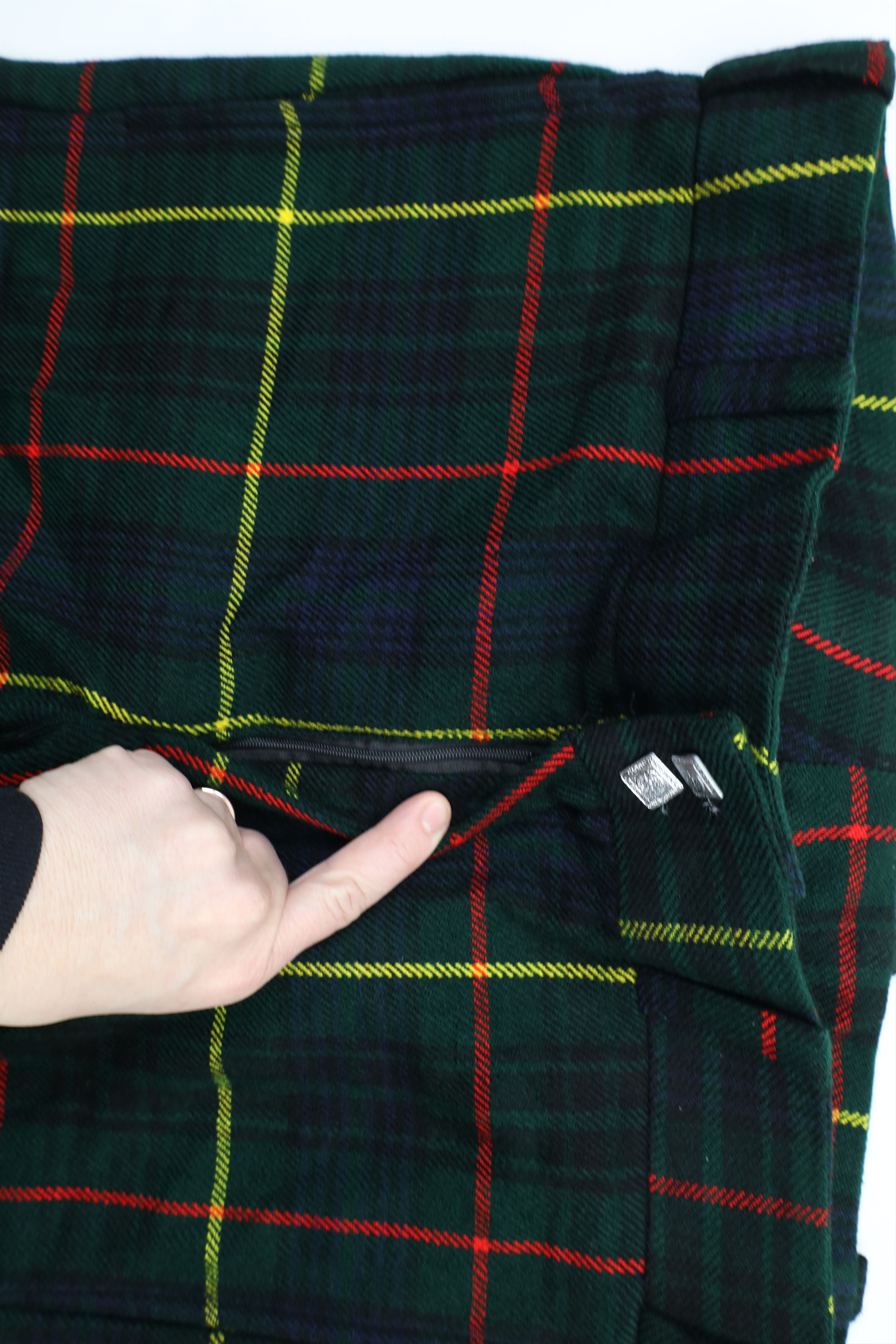Vintage Vintage 90s Streetwear Knit Golf Chino Pants Rainbow Plaid Size US 36 / EU 52 - 7 Thumbnail