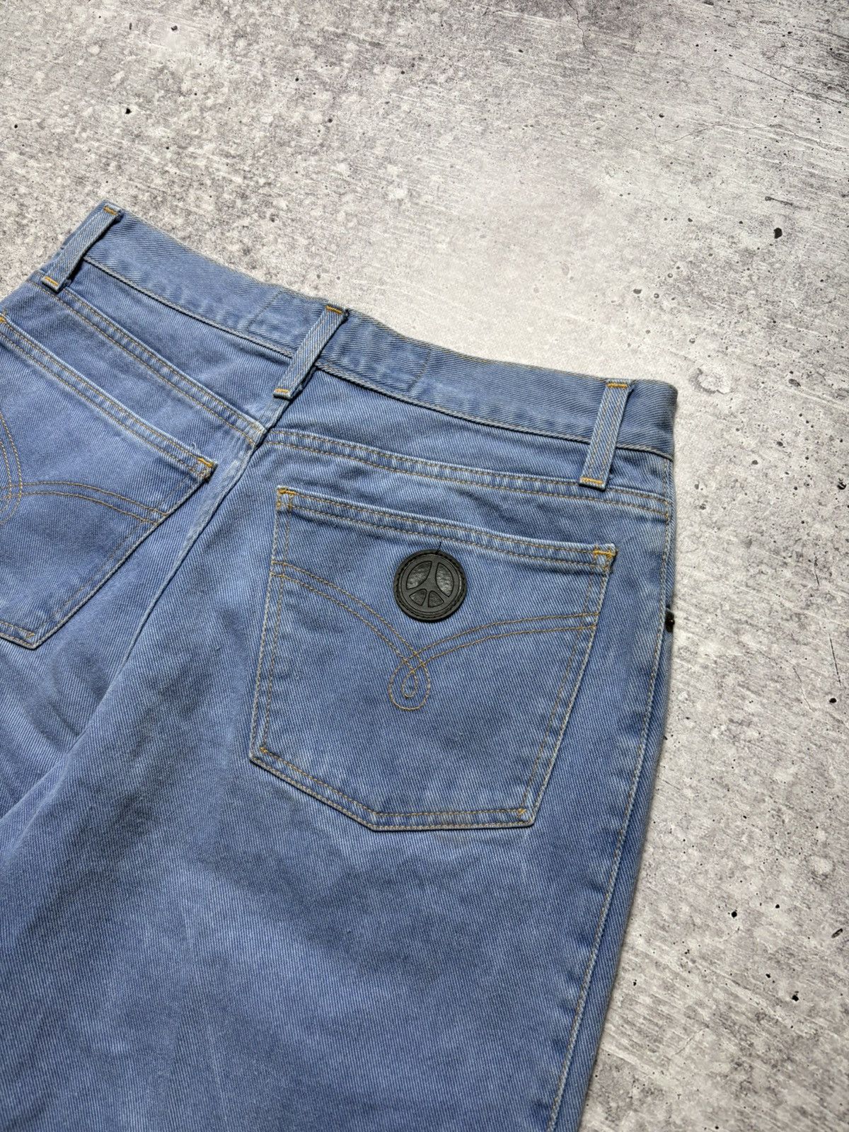 Moschino Moschino Vintage Baggy Shorts Size US 33 - 4 Thumbnail