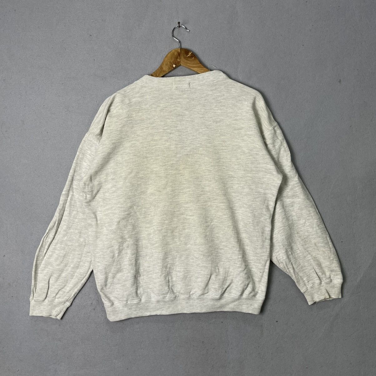Peanuts Peanuts Snoopy Graphic Crewneck Sweatshirt – Grey (Size L) Size US L / EU 52-54 / 3 - 7 Thumbnail
