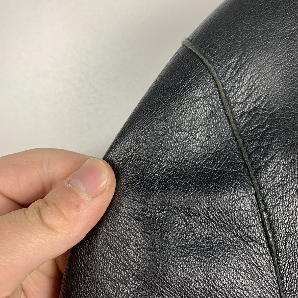 Gianfranco Ferre Vintage Gianfranco Ferre Black Leather Jacket Y2K Size 52 Size US L / EU 52-54 / 3 - 10 Thumbnail