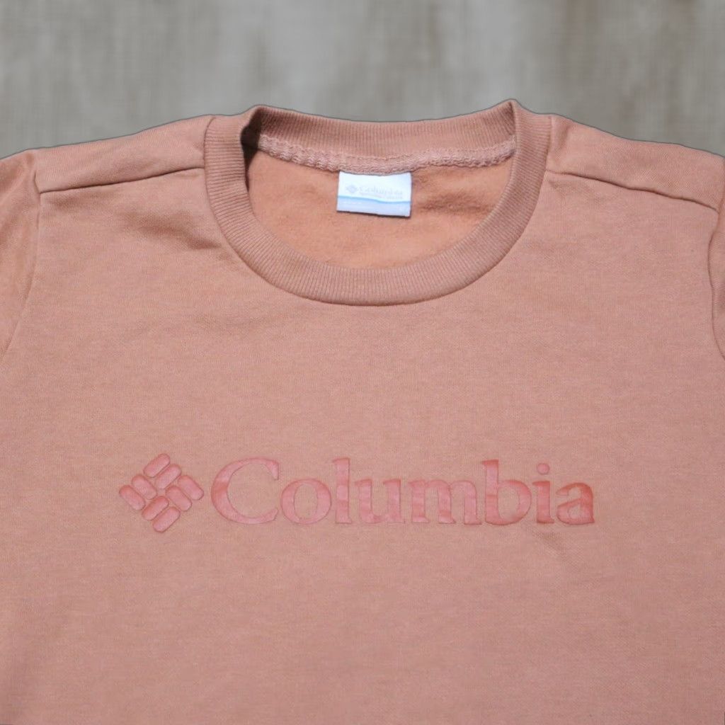 Vintage VINTAGE Columbia Pullover Sweater Adult Women's S Coral 90s Fashion Soccer Fan Gift Size S / US 4 / IT 40 - 1 Thumbnail