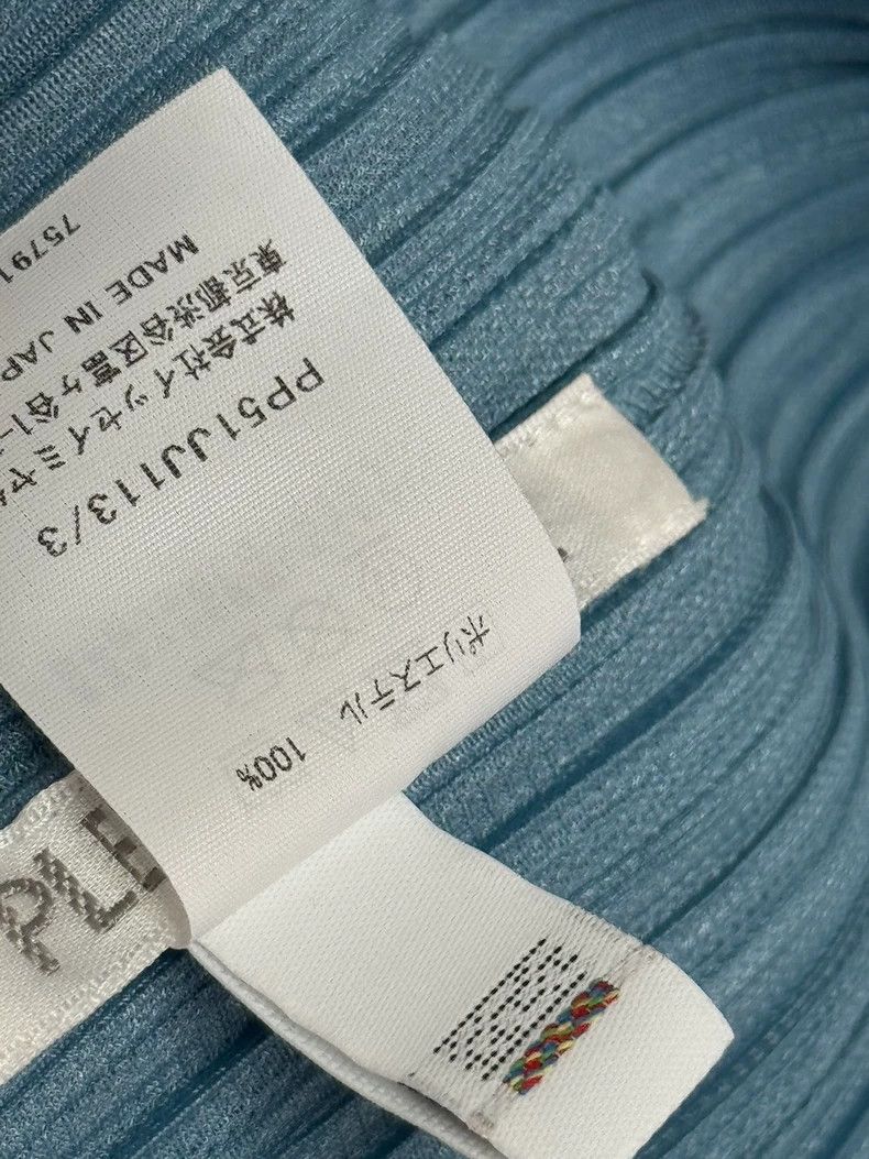 Issey Miyake Issey Miyake size:3 Blue pleated cardigan Size S / US 4 / IT 40 - 4 Thumbnail