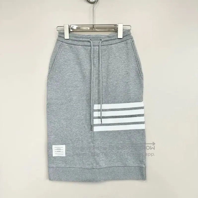Thom Browne Thom Browne Gray Women's Skirt M Size . Size 26" / US 2 / IT 38 - 1 Thumbnail