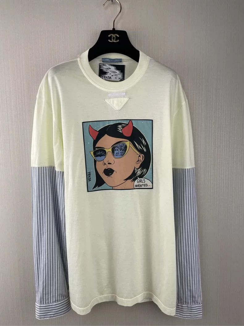 Prada PradaTriangle logo devil head long sleeves 2503-Nextarrow Size US XS / EU 42 / 0 - 1 Thumbnail