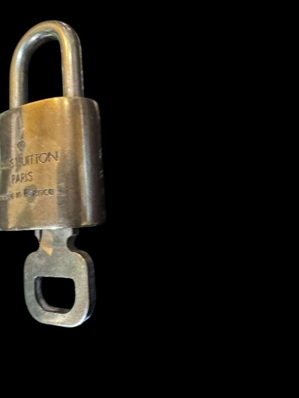Louis Vuitton Louis Vuitton Brass Padlock Key #321 & COA Size ONE SIZE - 5 Thumbnail