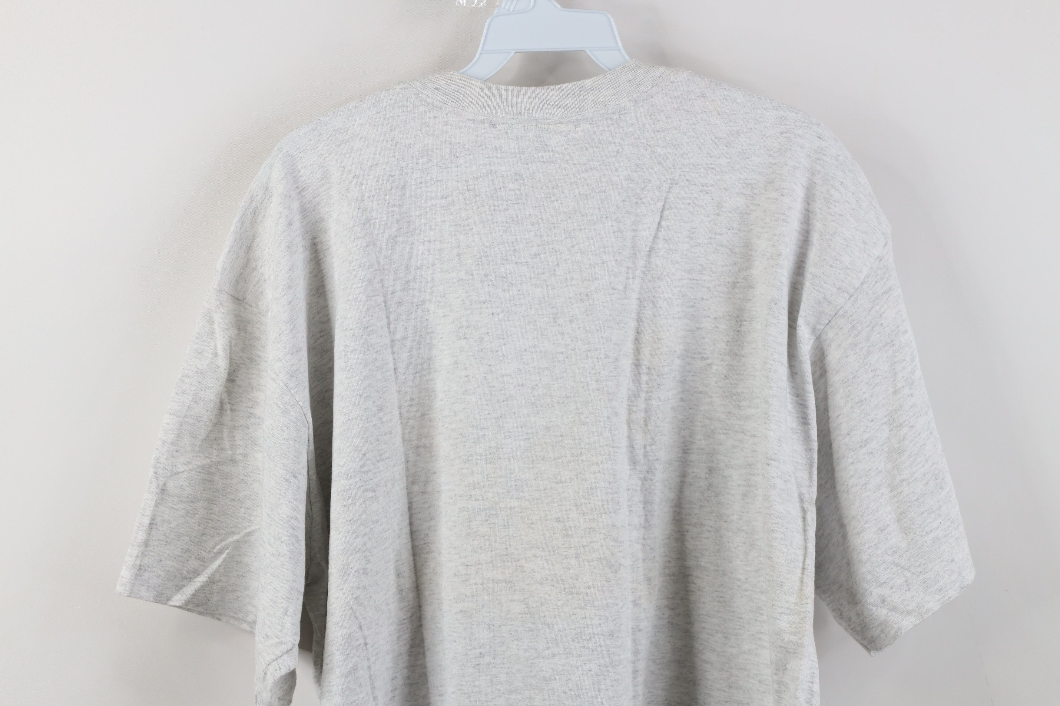 Vintage Vintage 90s The Adventure Home Movie Whale T-Shirt Gray USA Size US XL / EU 56 / 4 - 10 Thumbnail
