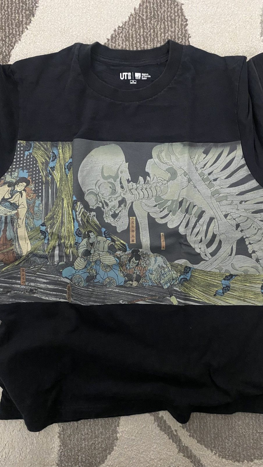 Uniqlo Uniqlo x Hokusai Size US M / EU 48-50 / 2 - 3 Thumbnail