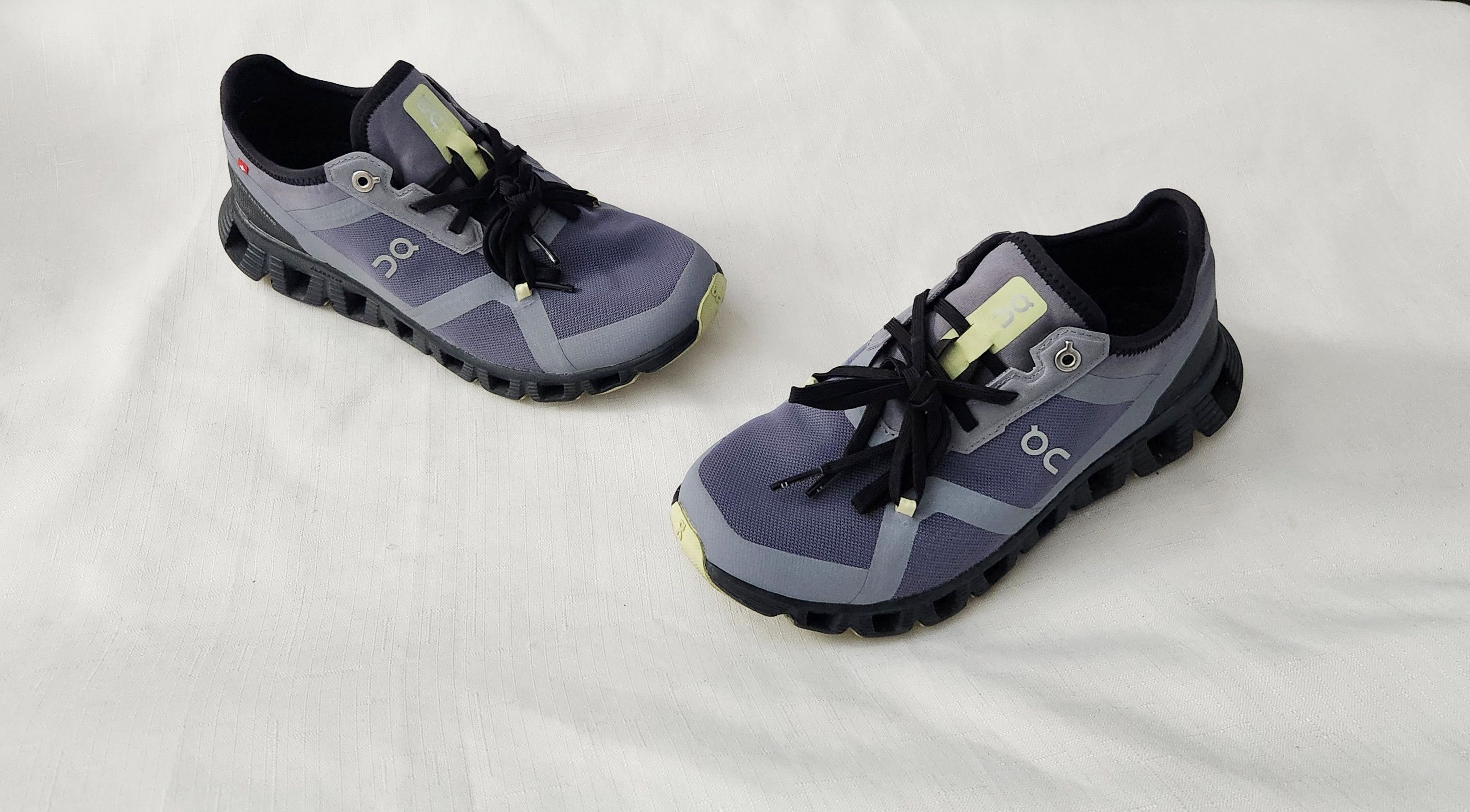 ON CLOUD X AD Women's Running Shoes Size sneakers