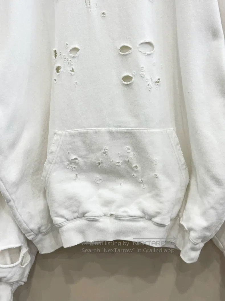Balenciaga Balenciaga Destroyed print hooded sweatshirt Size US XS / EU 42 / 0 - 4 Thumbnail
