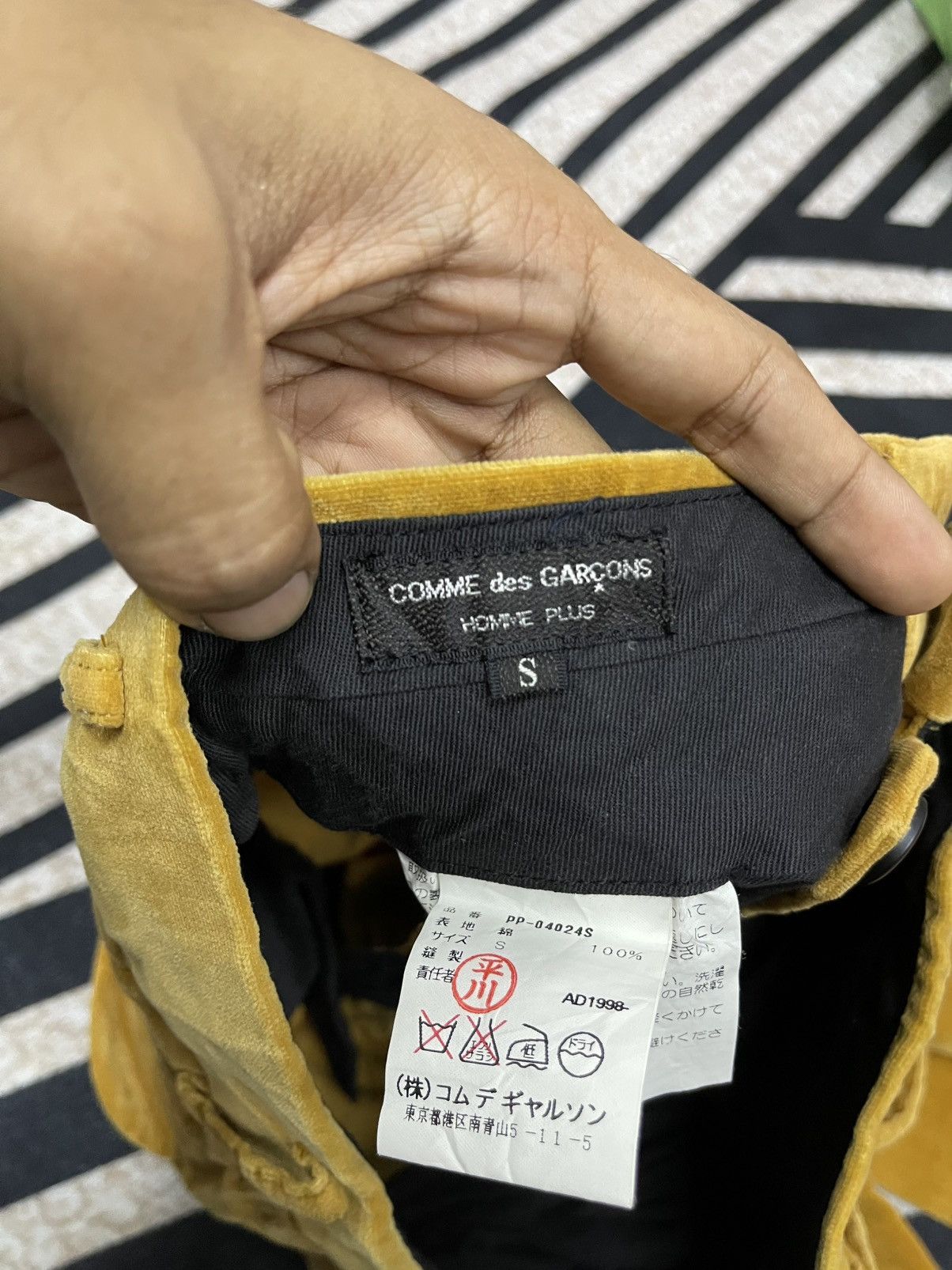 Comme des Garcons Homme Plus AD 1998 COMME DES GARCONS HOMME PLUS VELVET PANT RARE Size US 28 / EU 44 - 11 Thumbnail