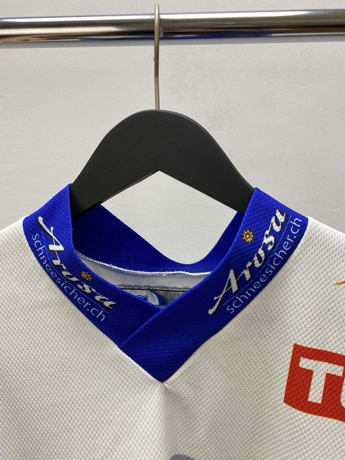 NHL × Vintage EHC AROSA HOCKEY SHIRT JERSEY OCHSNER SIZE M #1 SUSSANNE Size US M / EU 48-50 / 2 - 14 Thumbnail