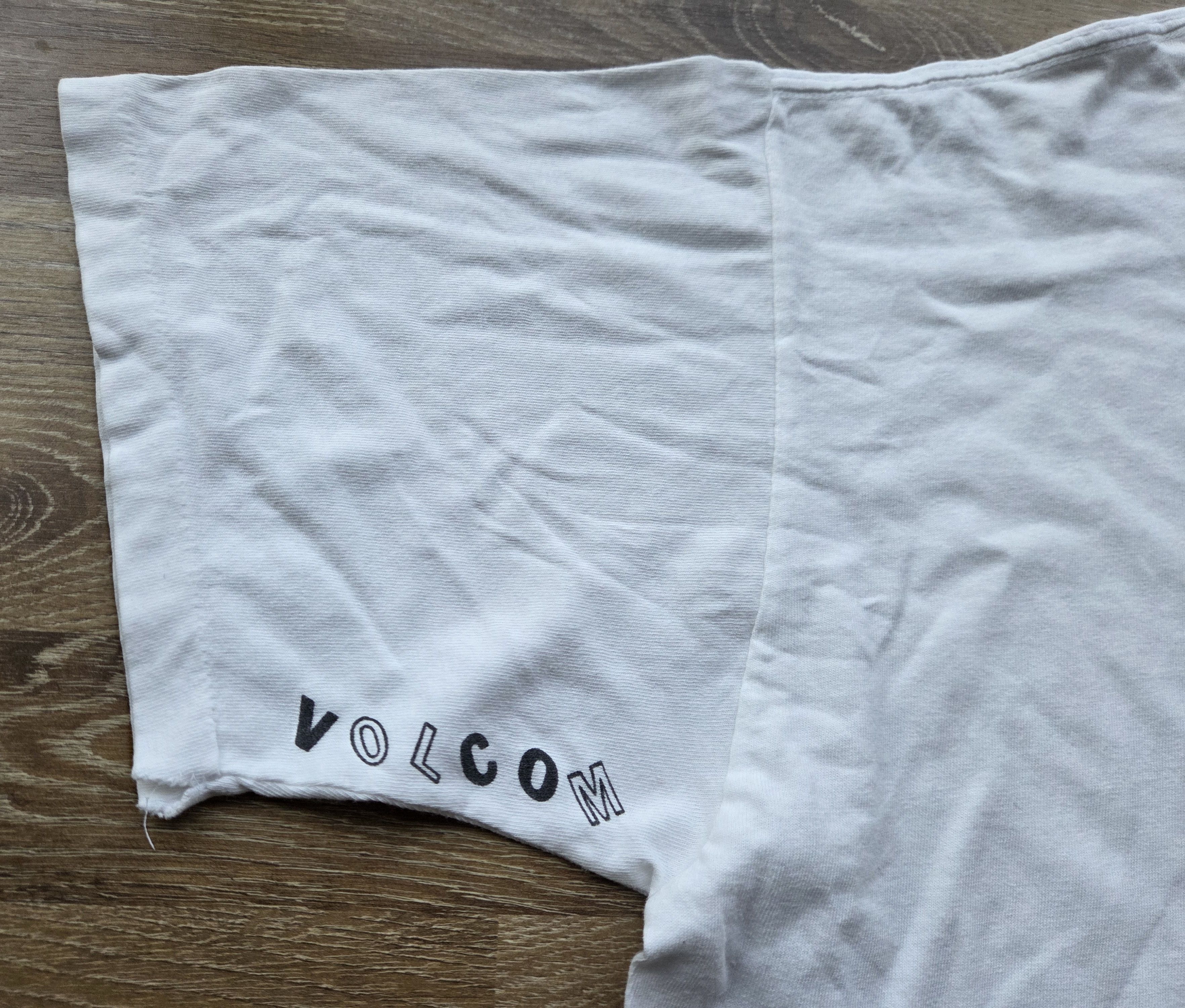 Volcom Vintage OG 90s Volcom Brand Skate Surf Abstract Art T Shirt Size US XL / EU 56 / 4 - 7 Thumbnail