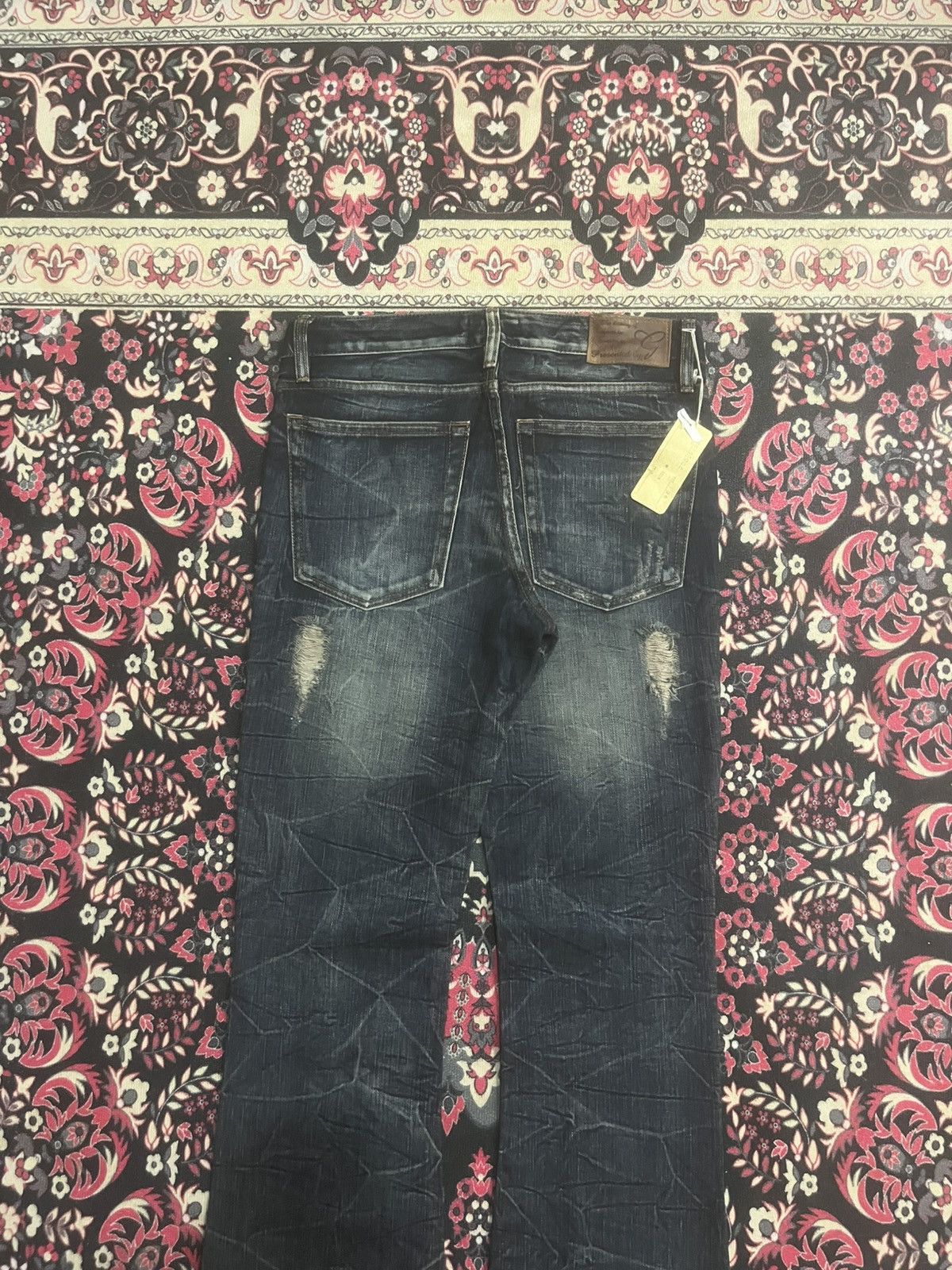 If Six Was Nine (BNWT) Japan Goa Dark Washed Cracked Distressed Flare Jeans Size US 30 / EU 46 - 5 Thumbnail