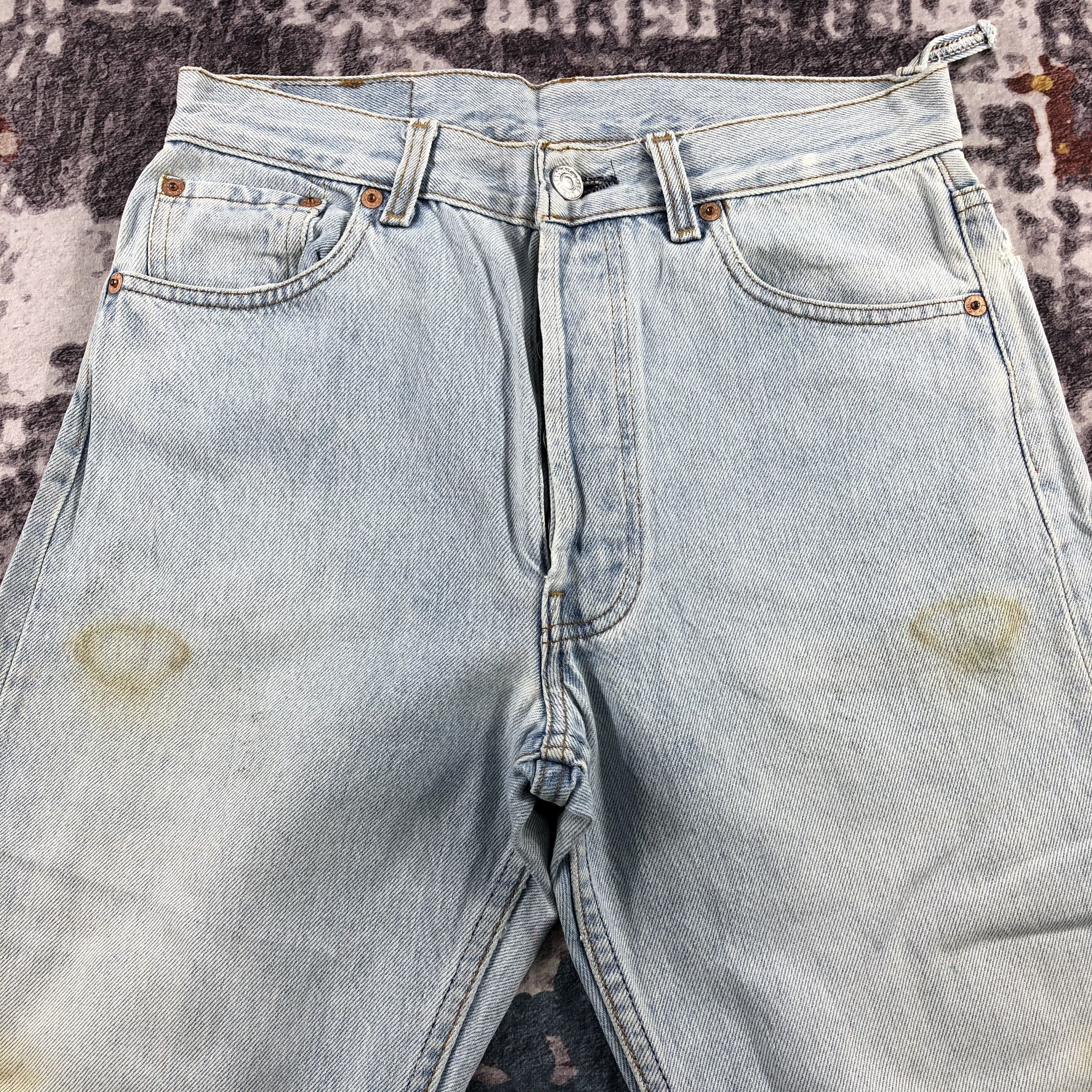 Levi's × Vintage Vintage 90s Light Wash Levis 501 Jeans-JM2195 Size US 28 / EU 44 - 3 Thumbnail